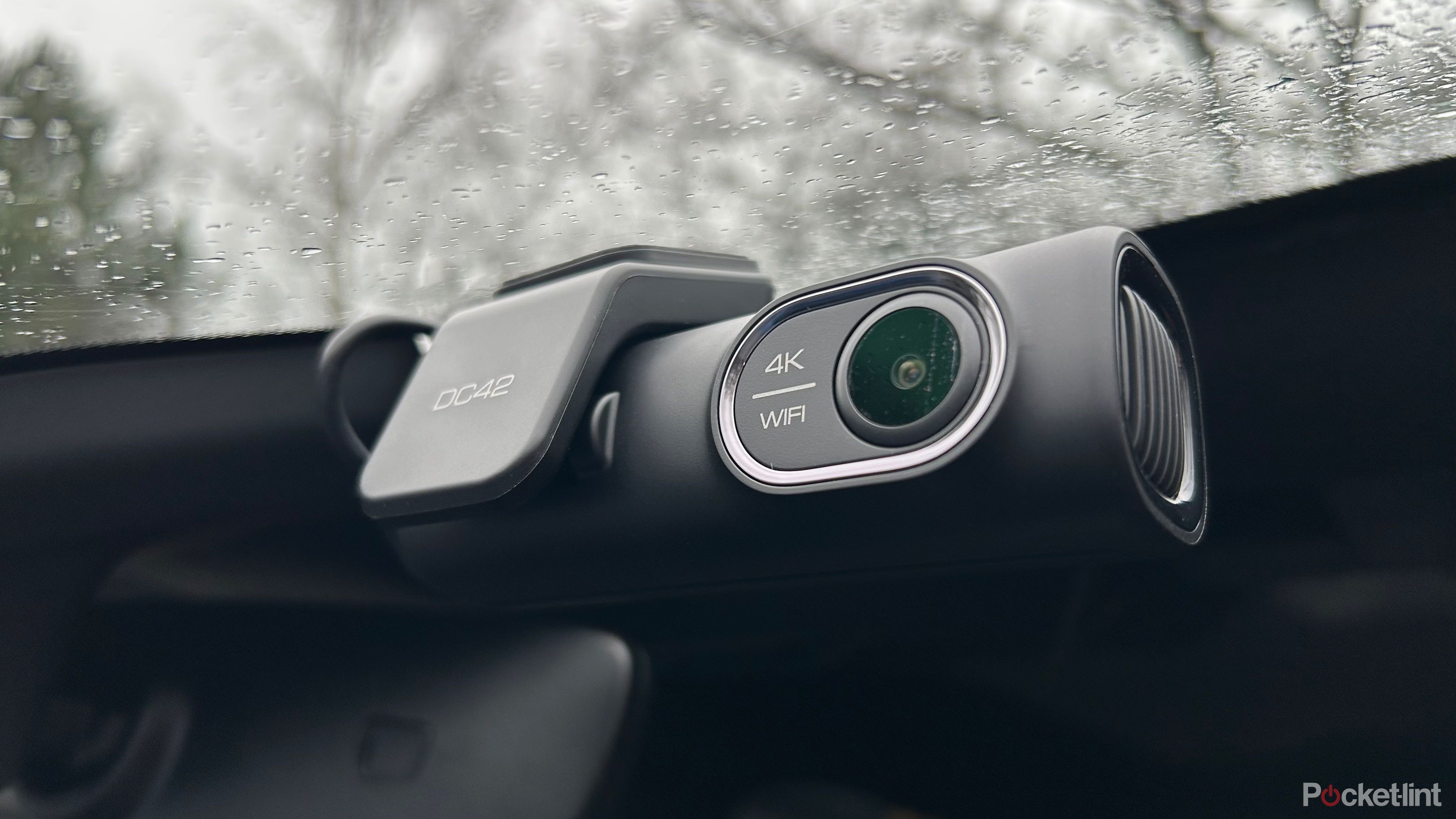 Ombar DC42 Dash Cam hero image. 