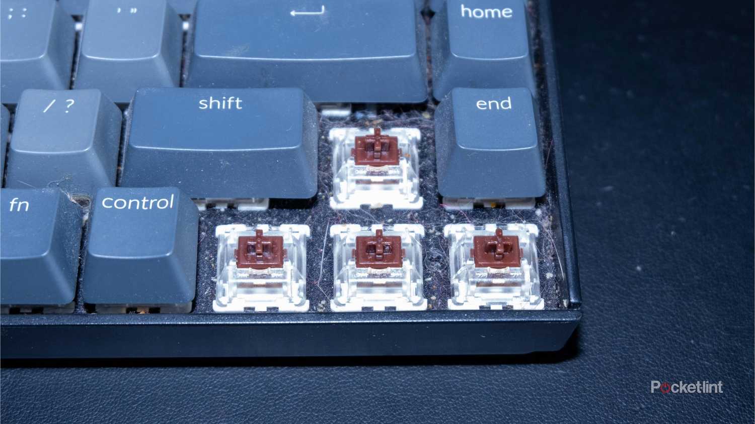 How I deep clean my grime-covered mechanical keyboard to make it look ...