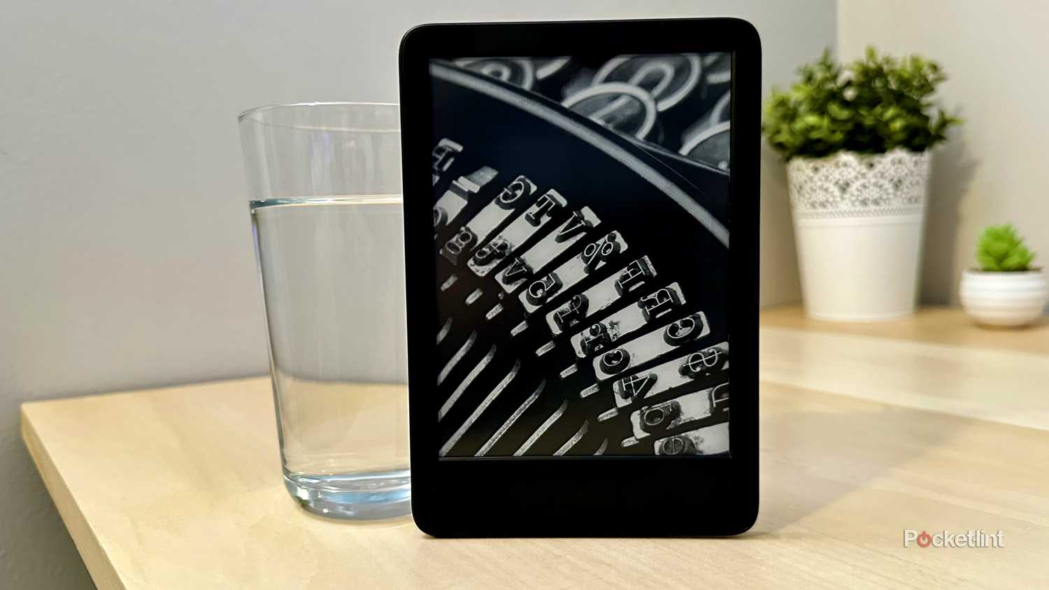 kindle-next-to-water