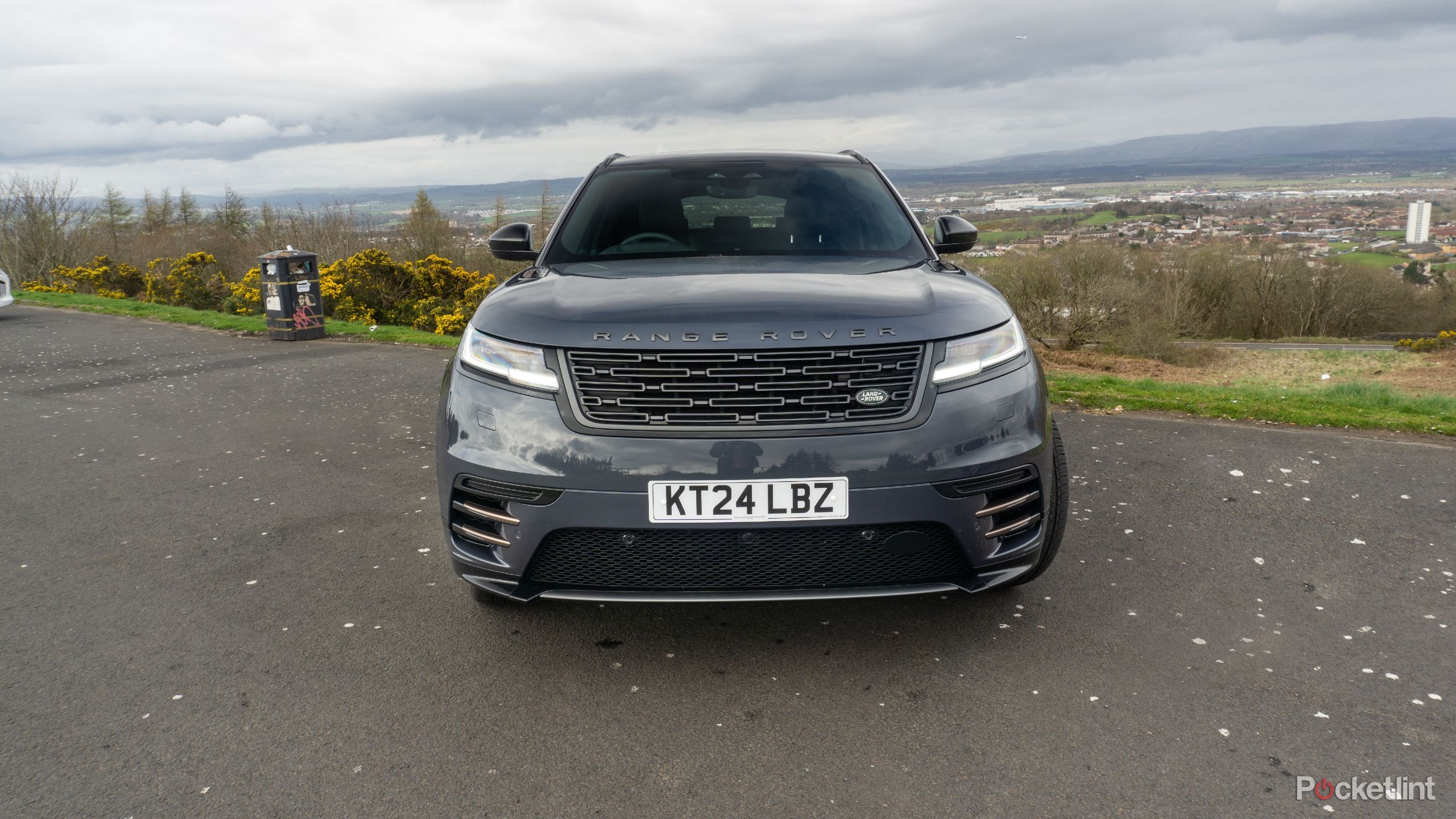 The Range Rover Velar is a stylish SUV, but it's not worthy of the badge