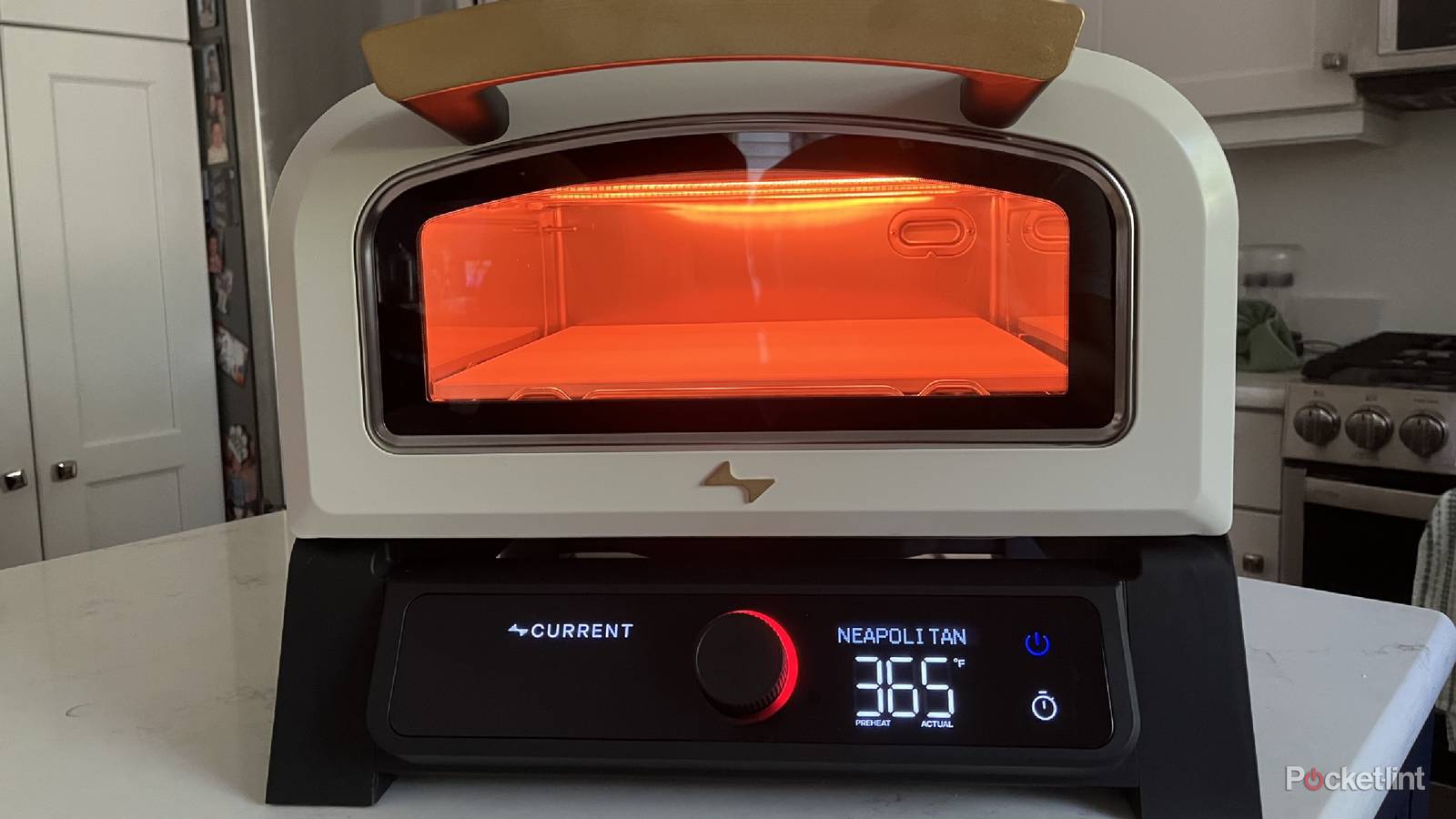 Current Model P Smart Pizza Oven with burners on. 
