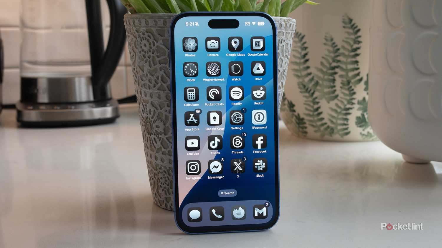 iPhone 16 Pro