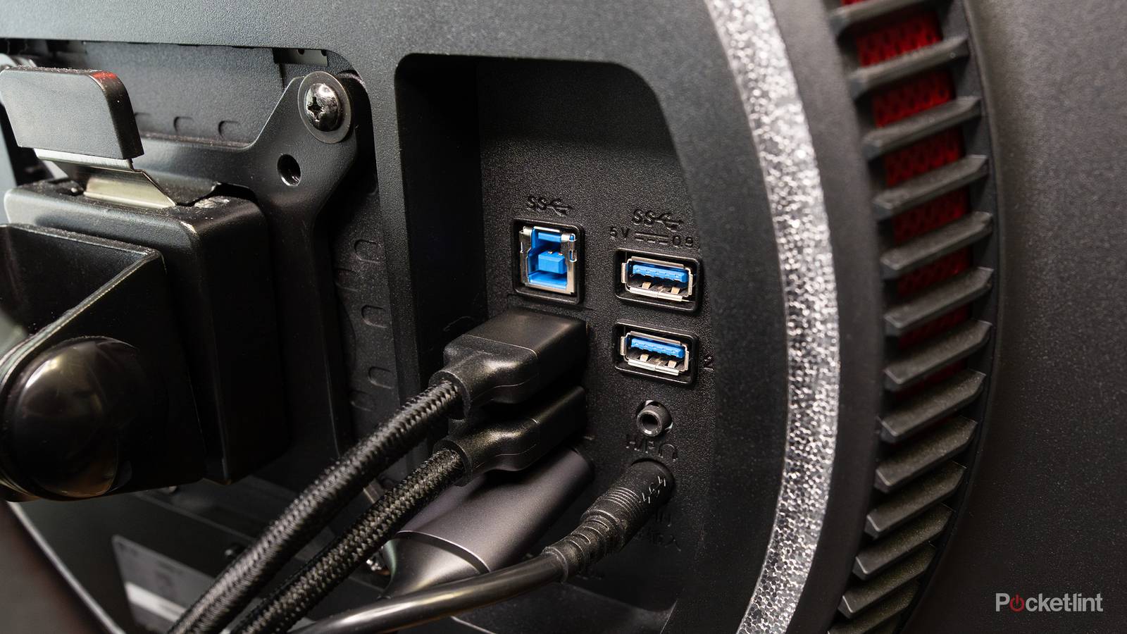 5 ways I make the most out of my monitor's USB ports