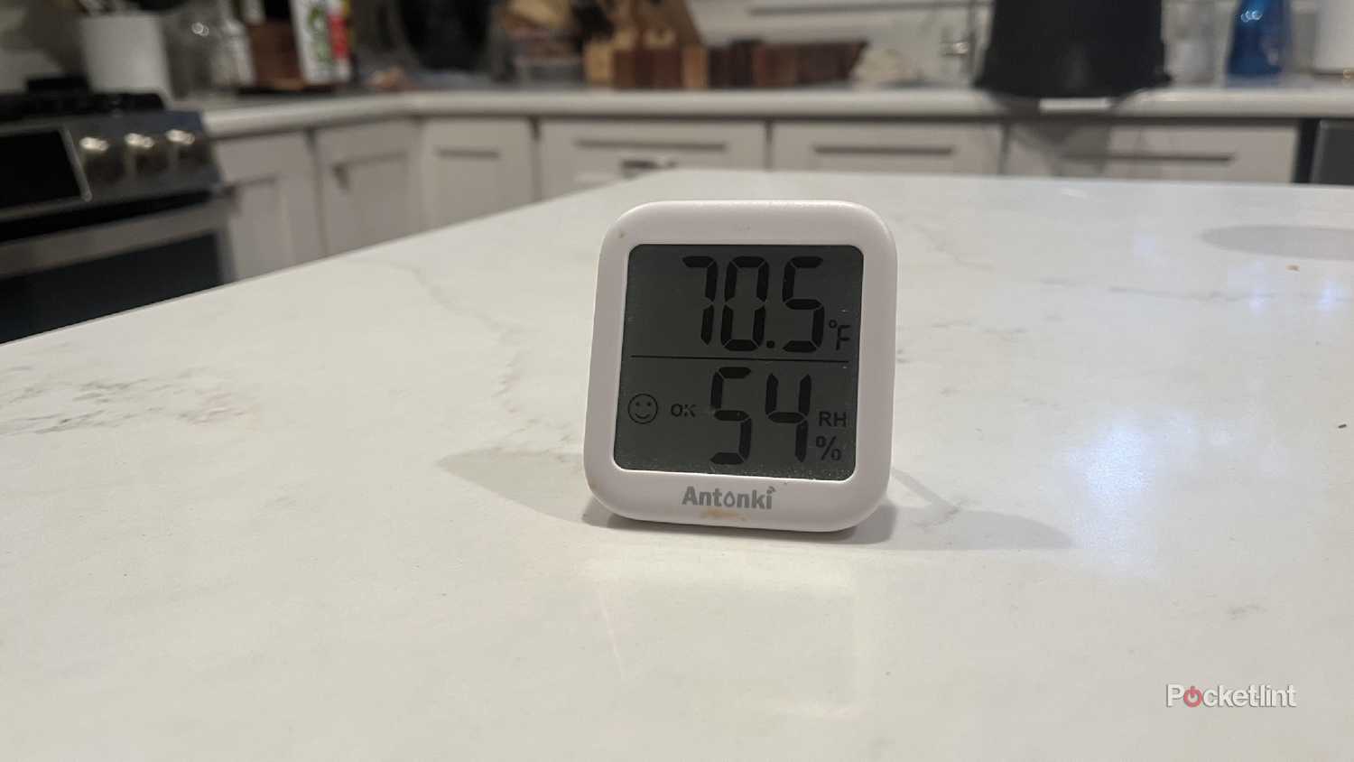 Antonki thermometer on a counter