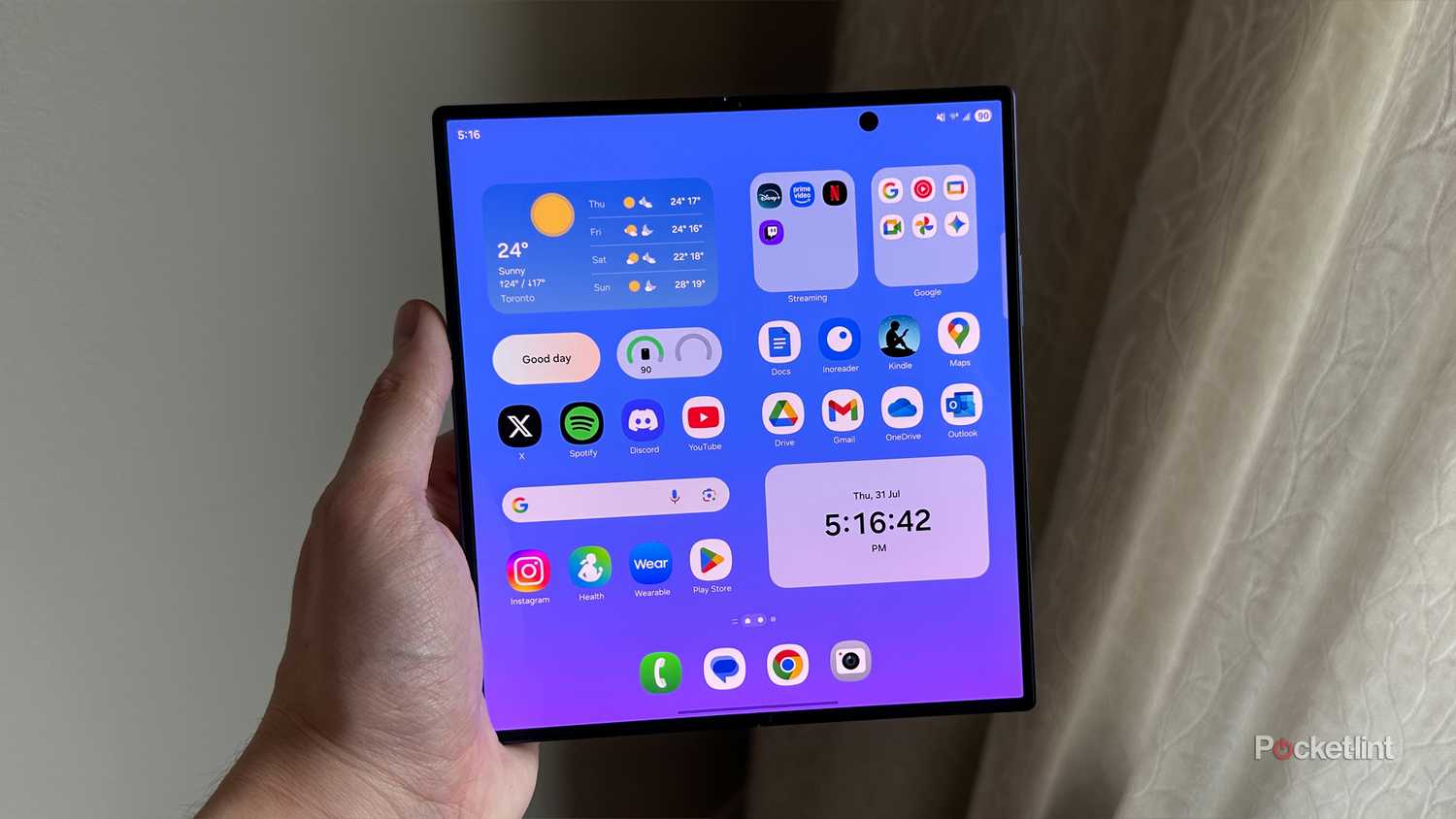 Galaxy Z Fold 7 Main Display.