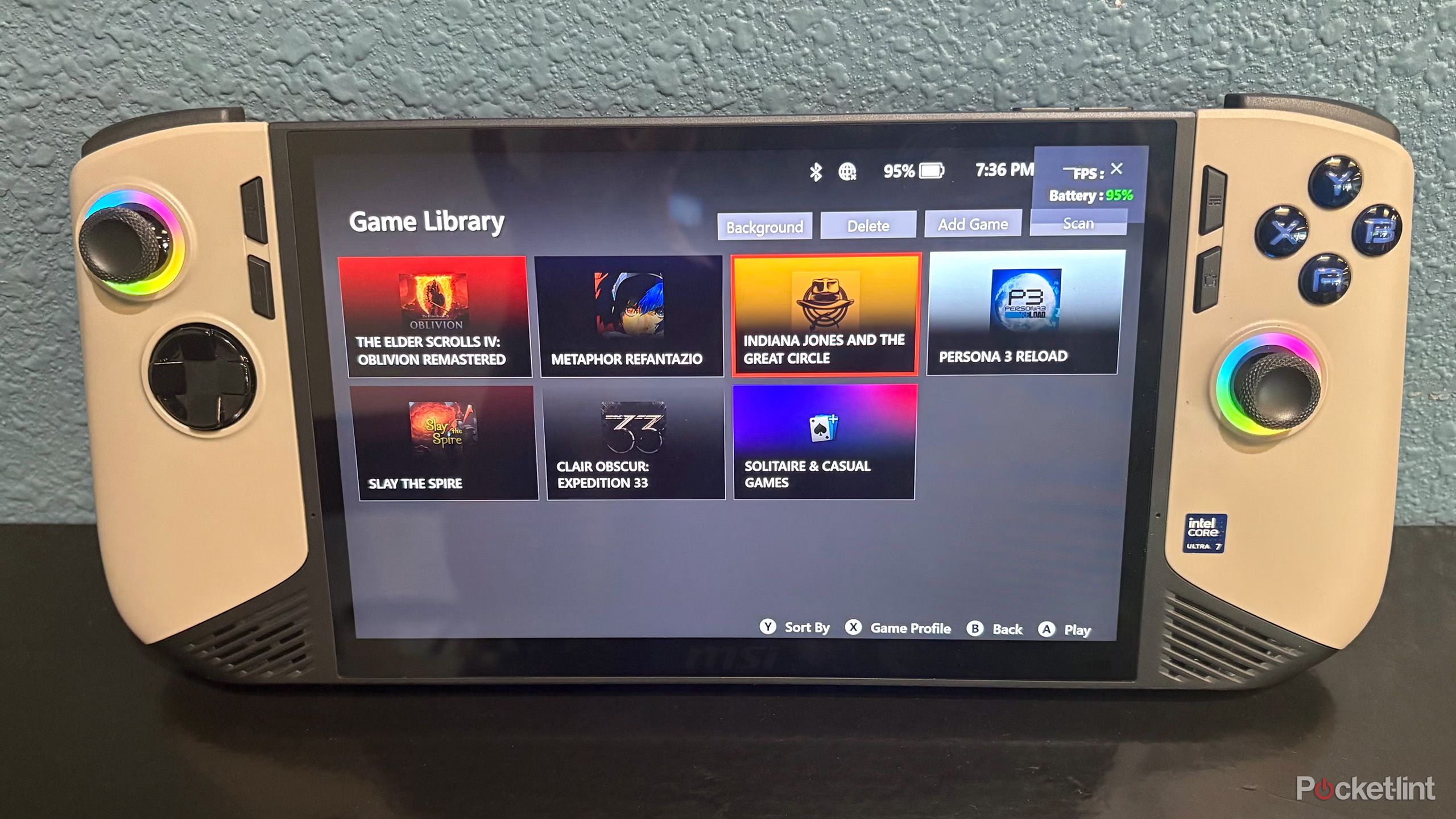 MSI Claw 8 AI+ front screen