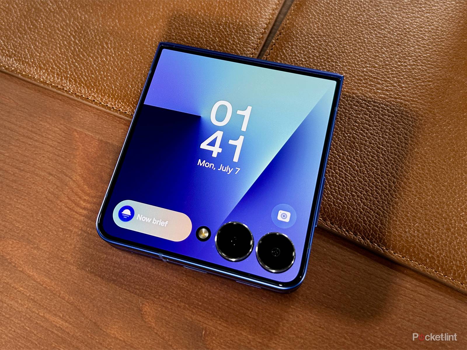 The Samsung Galaxy Z Flip is better where it matters most