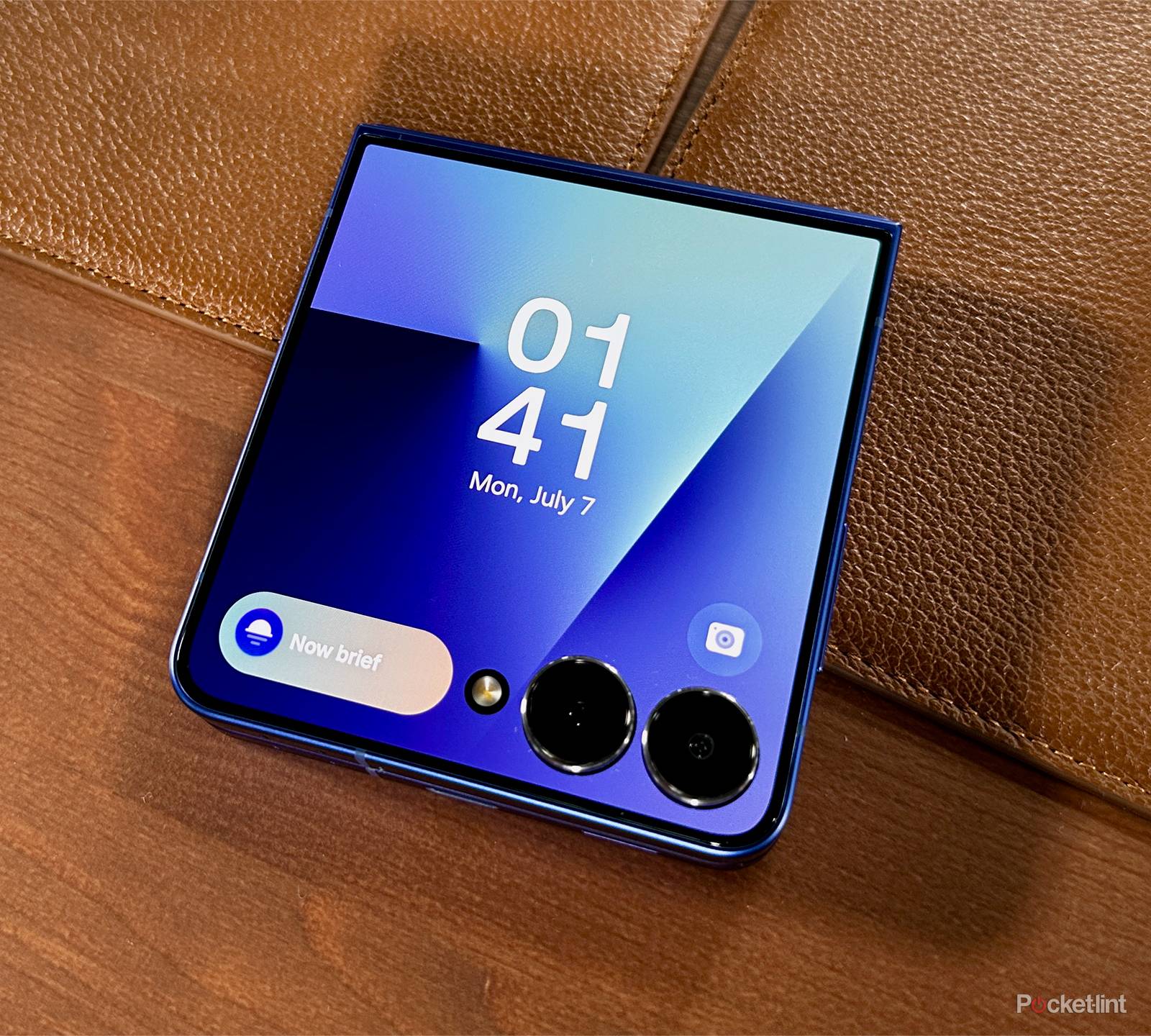 The Samsung Galaxy Z Flip is better where it matters most