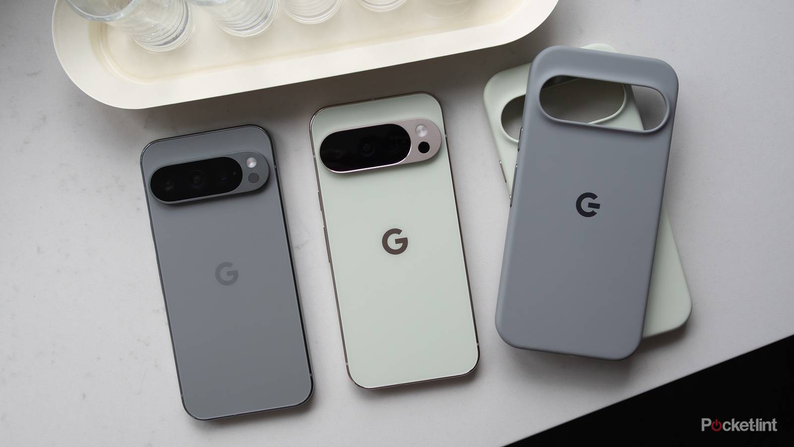 Pixel 10 Pro and Pixel 9 Pro 