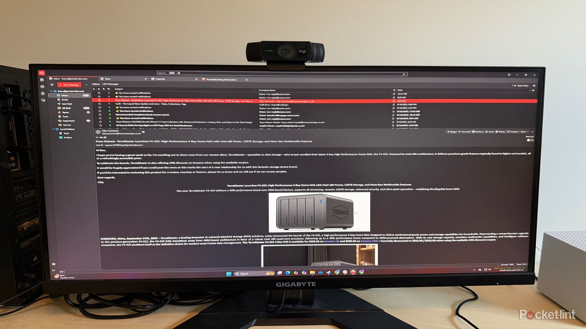 A photograph of Betterbird on a GIGABYTE computer monitor. 