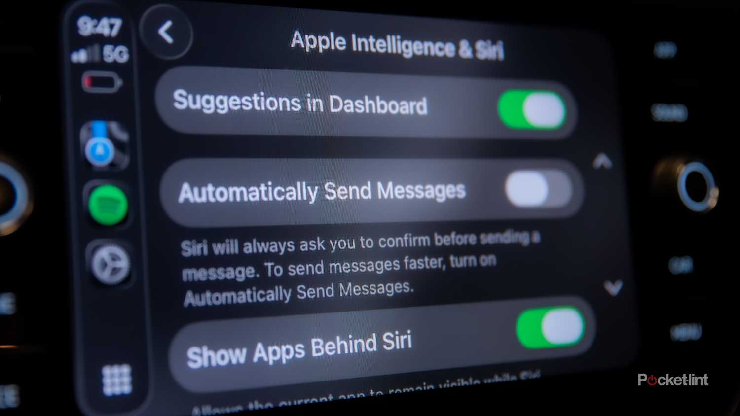 A still photo of Apple CarPlay iOS 26's Automatic message send feature slider. 