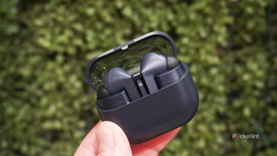 Galaxy-Buds-3-FE-1-1