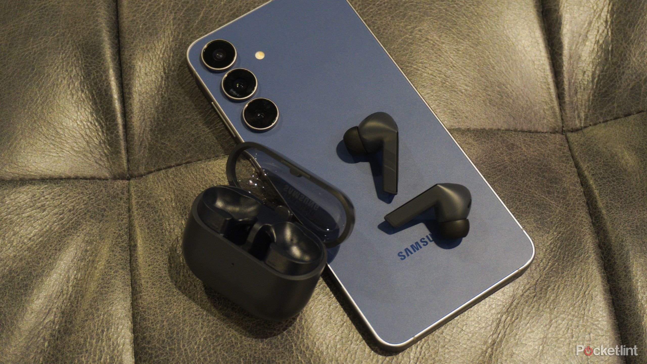 Galaxy-Buds-3-FE-5-1