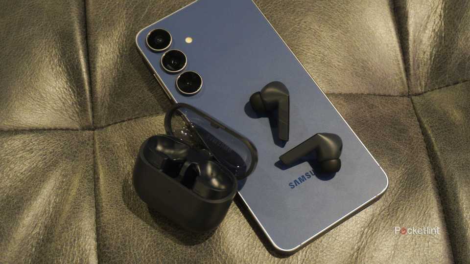 Galaxy-Buds-3-FE-5-1