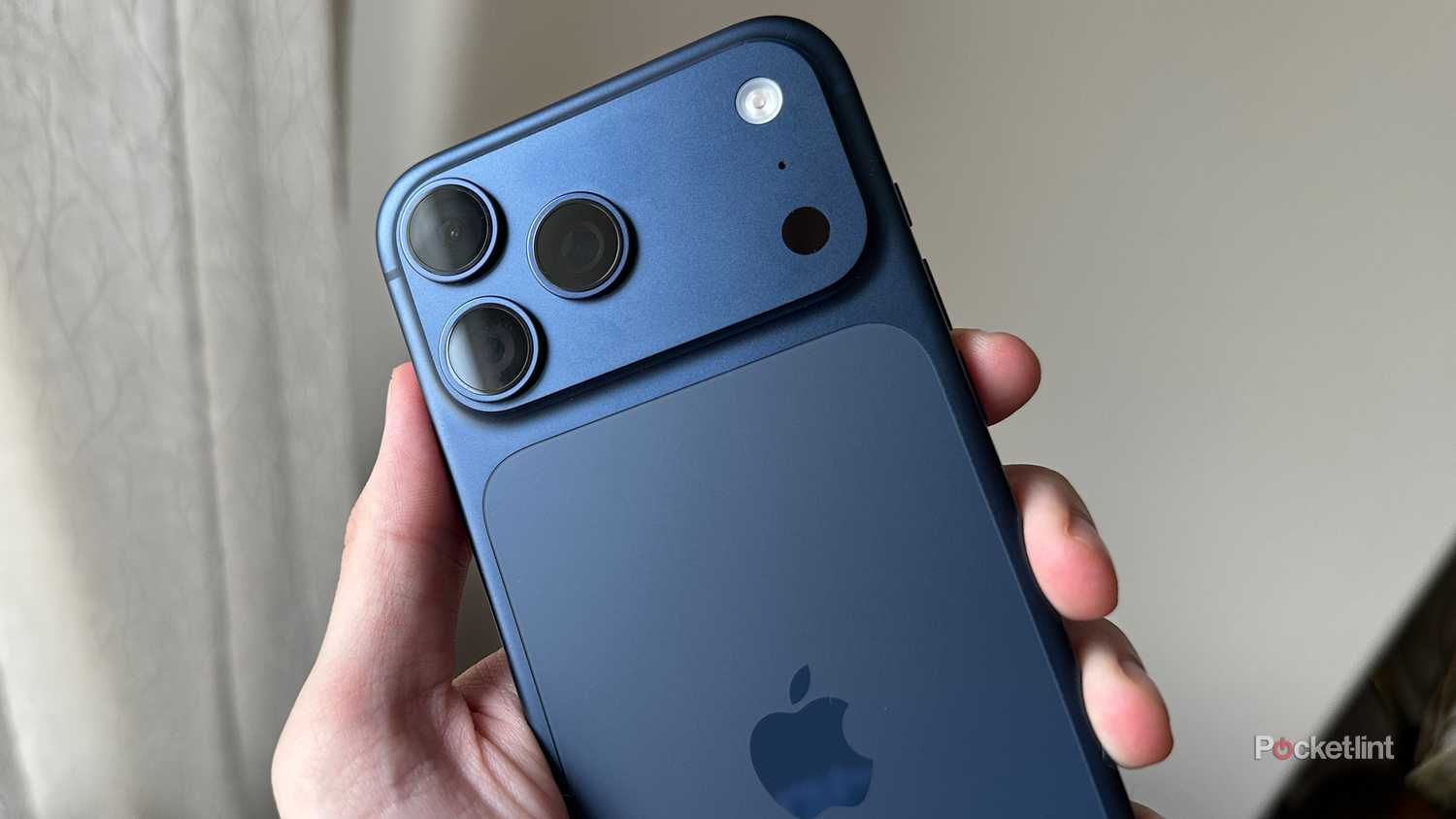 iPhone 17 Pro Max cameras.