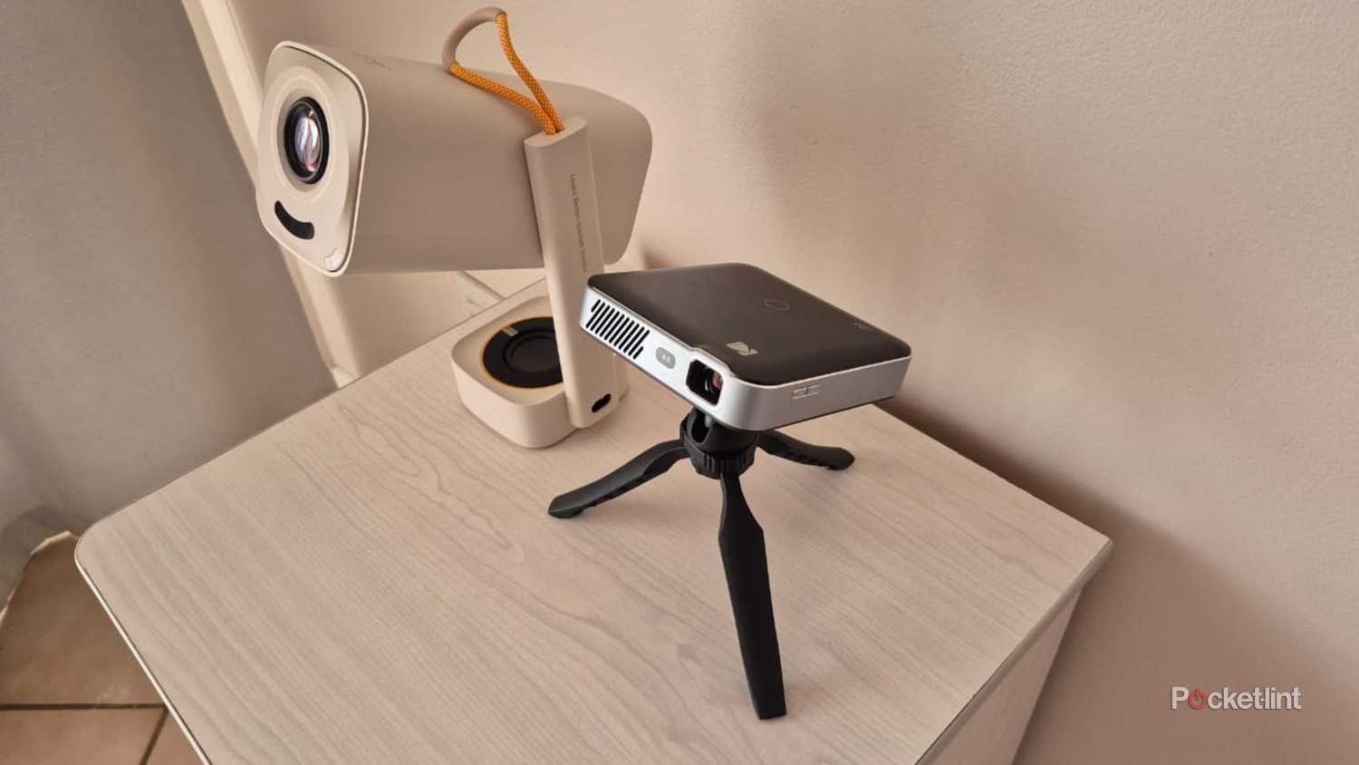 Yaber t1 Pro and Kodak Luma 500 projector 2