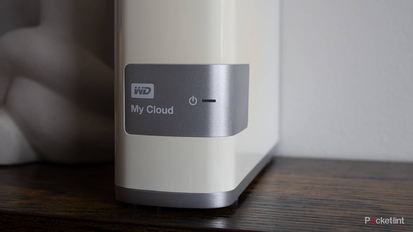 Cloud Storage WD My Cloud on a table 