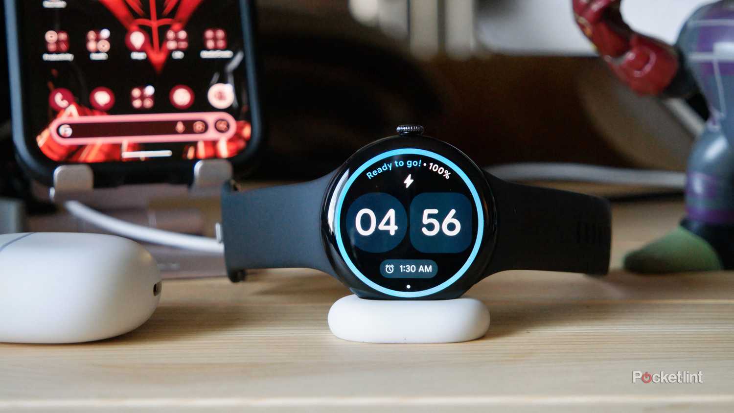 Google Pixel Watch 4 desktop mode