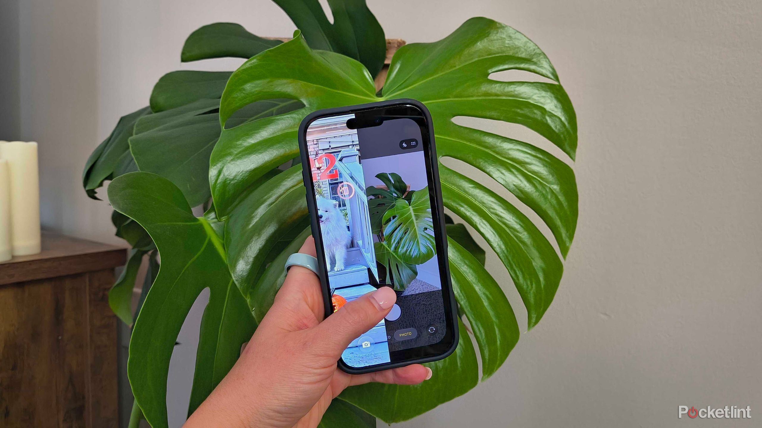Sliding to open camera on Lock Screen. 
