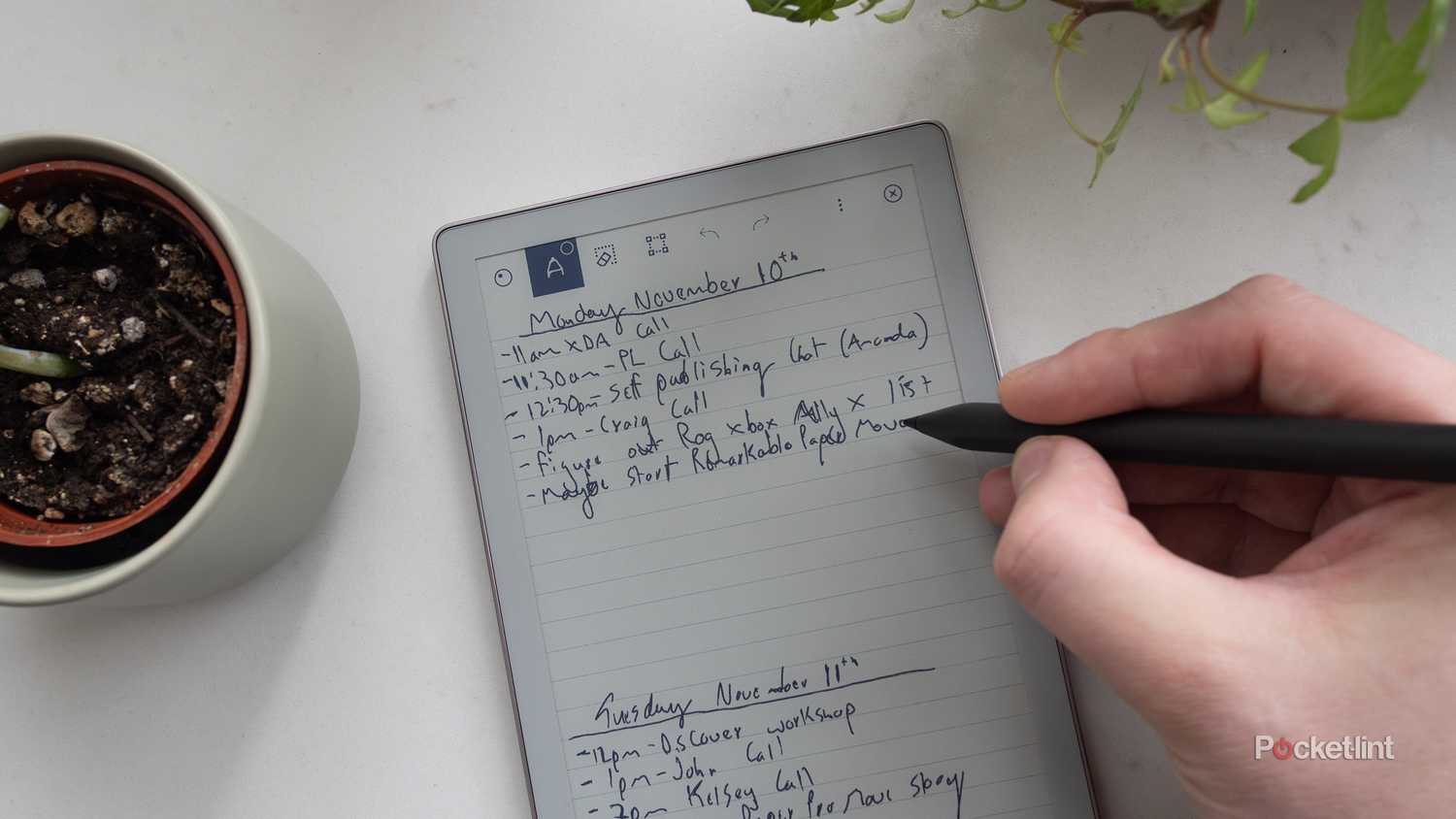 Writing on the reMarkable Paper Pro Move