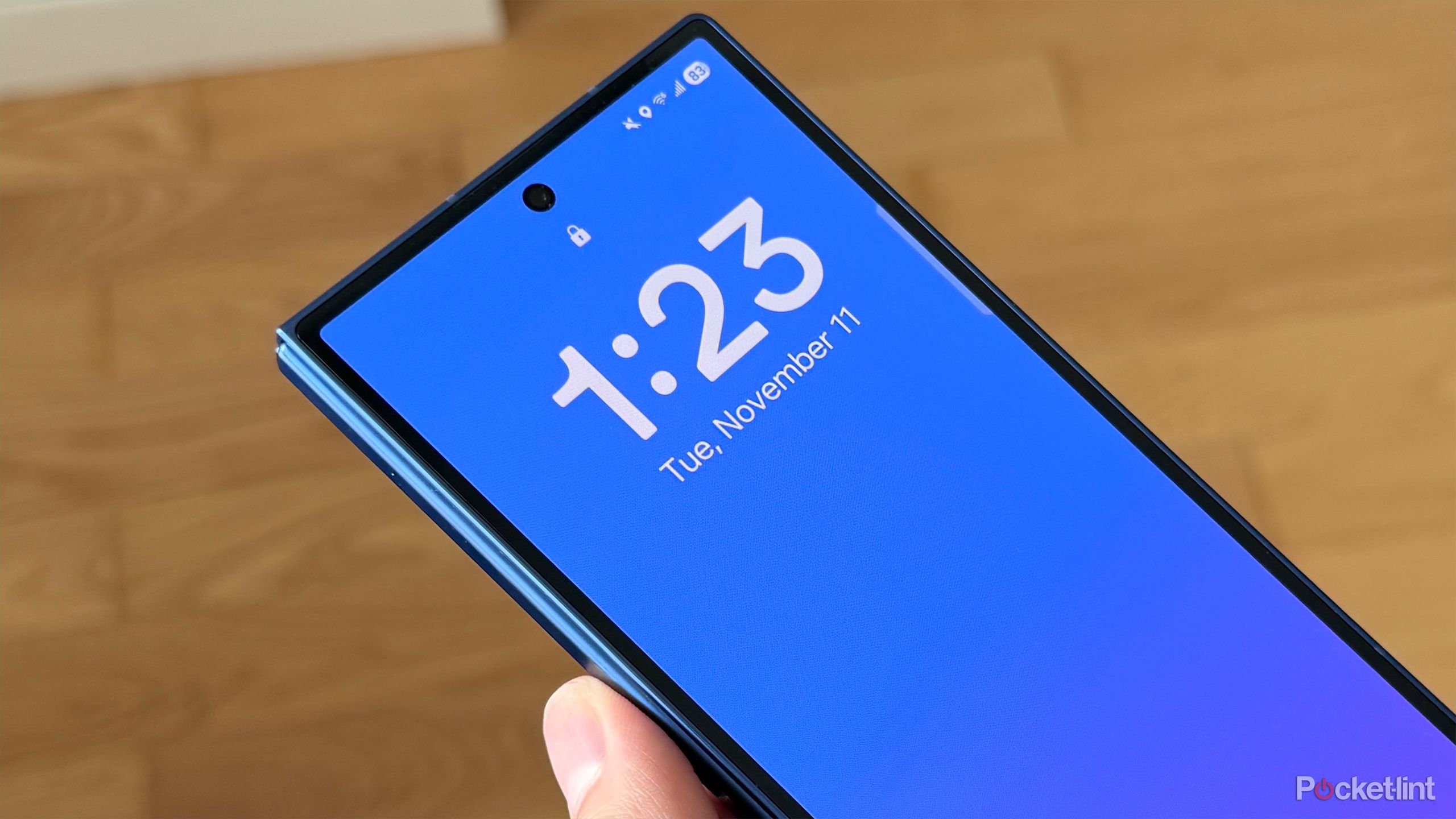 Samsung Fold 7 lock screen.