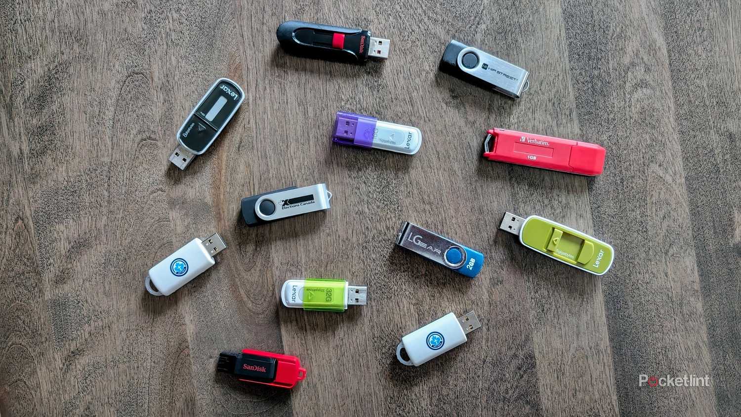 3 useful things your tiny USB flash drive can still do