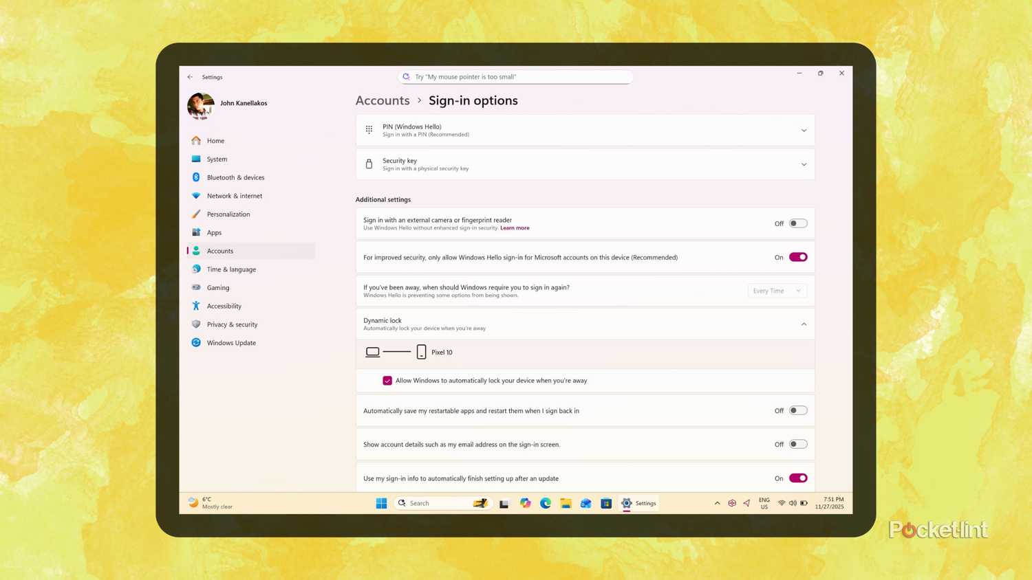 Windows 11 dynamic lock screenshot