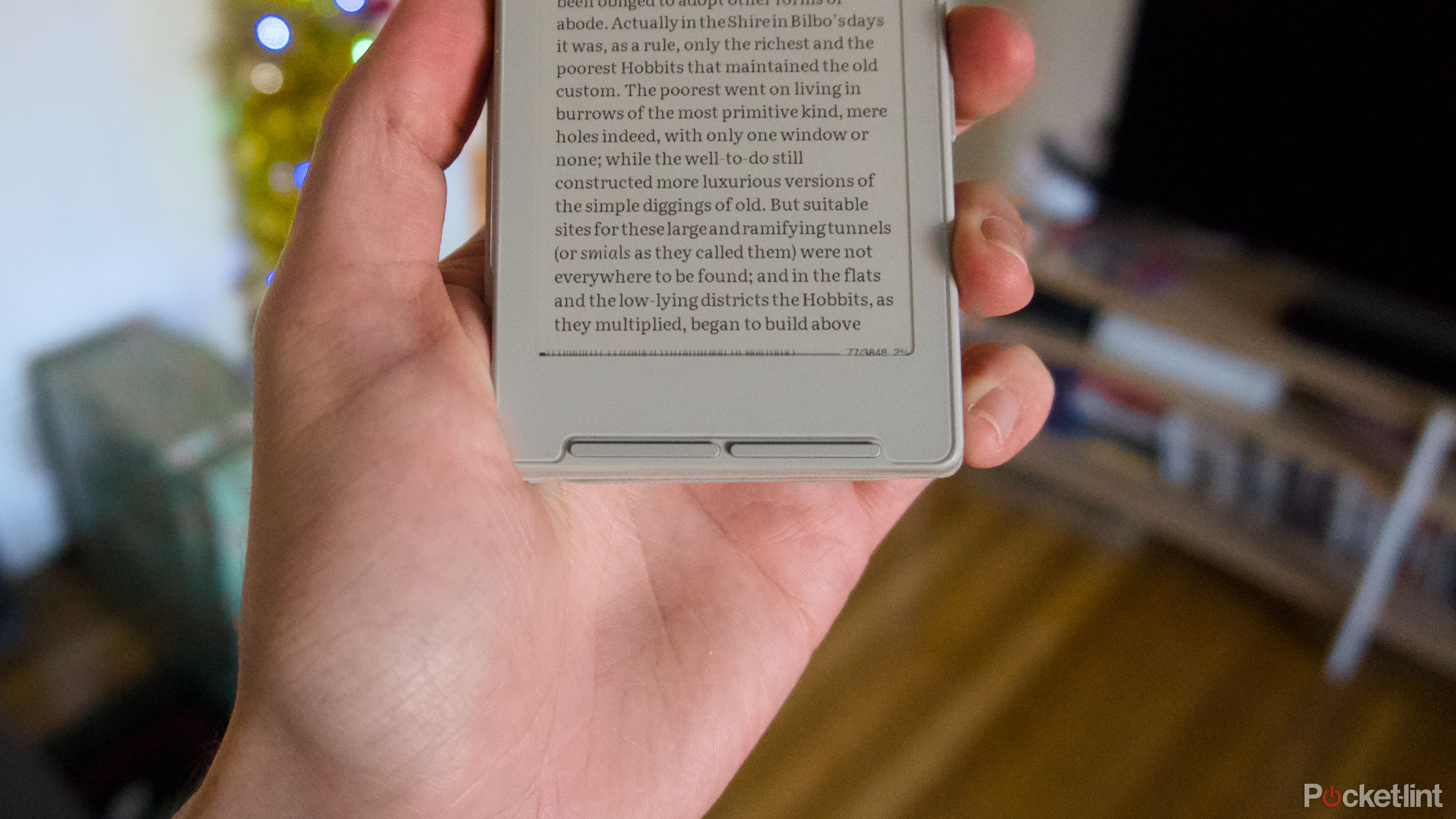 This tiny e-reader is so small it might get lost in your pocket