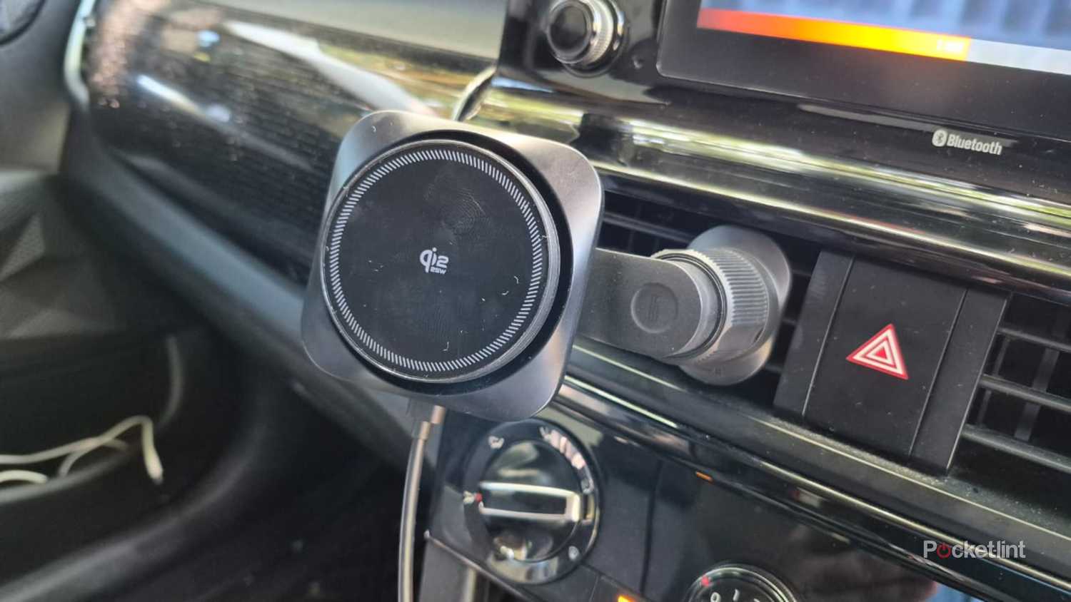 ESR Magnetic Car Charger No phone 2