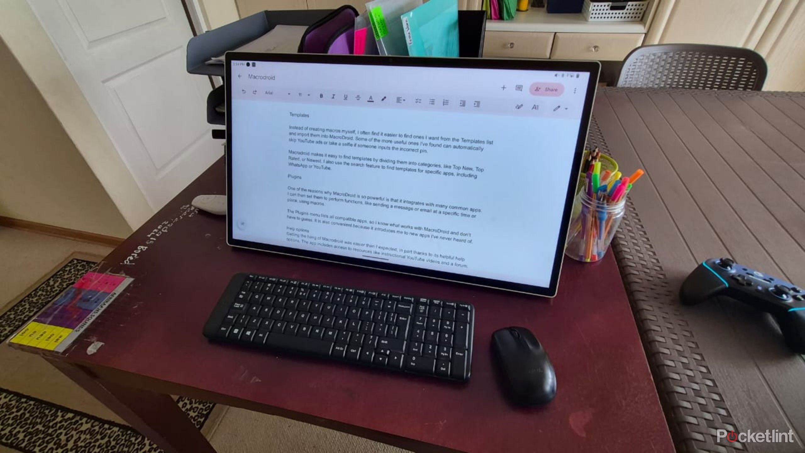 This hybrid monitor shocked me and I think it will surprise you too