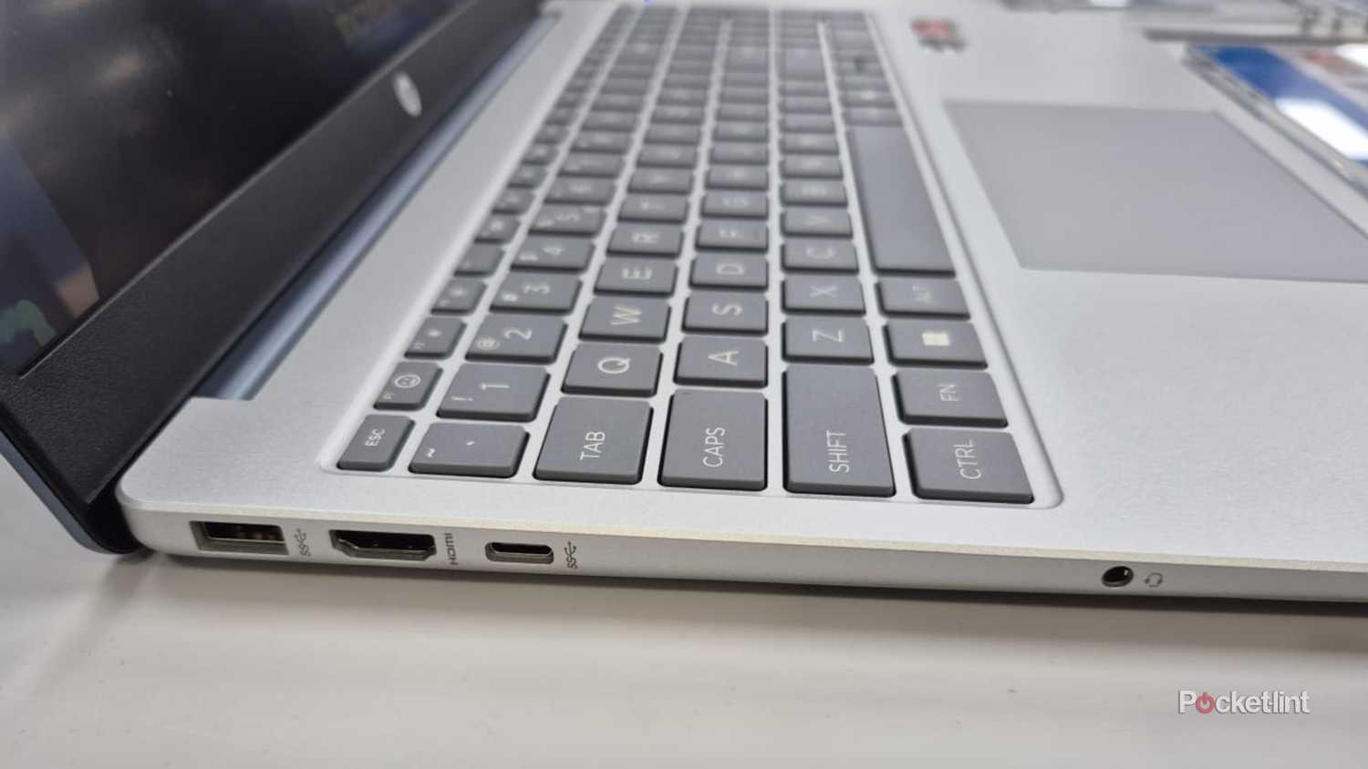 laptop 3.5mm headphone jack