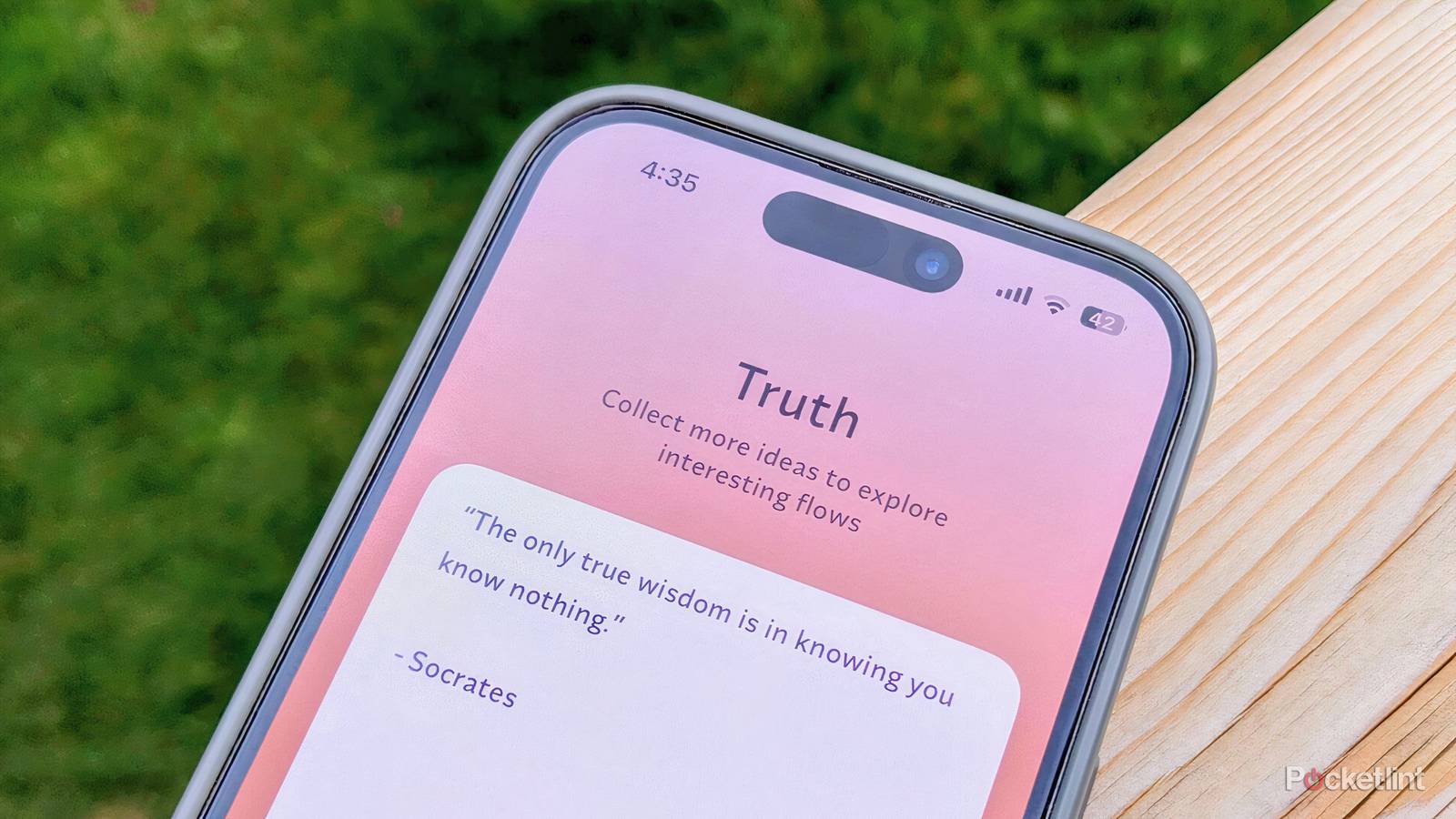 I don't know why anyone uses the default iPhone Notes app when these free alternatives exist