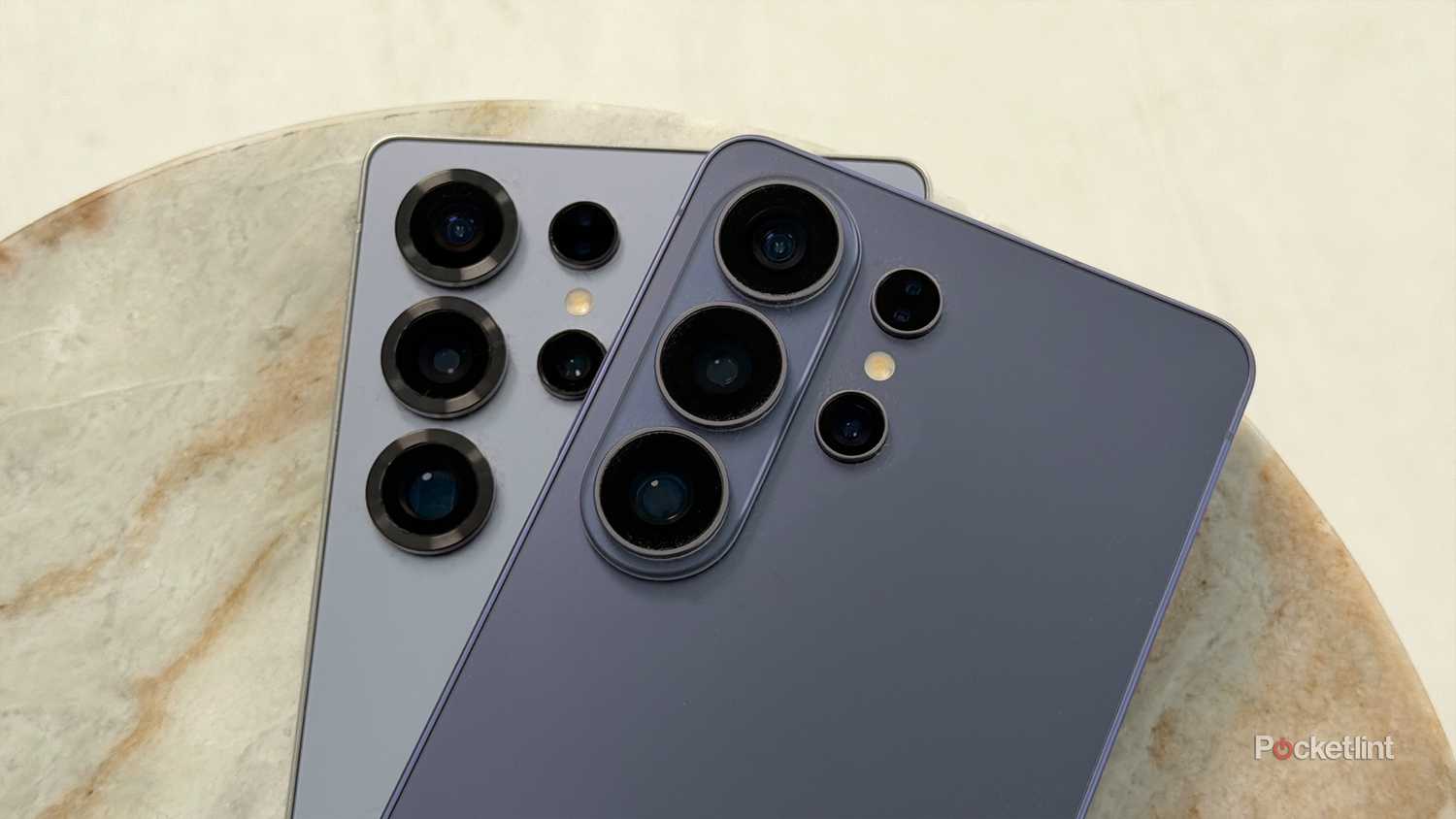 Galaxy S25 Ultra and Galaxy S26 Ultra cameras.