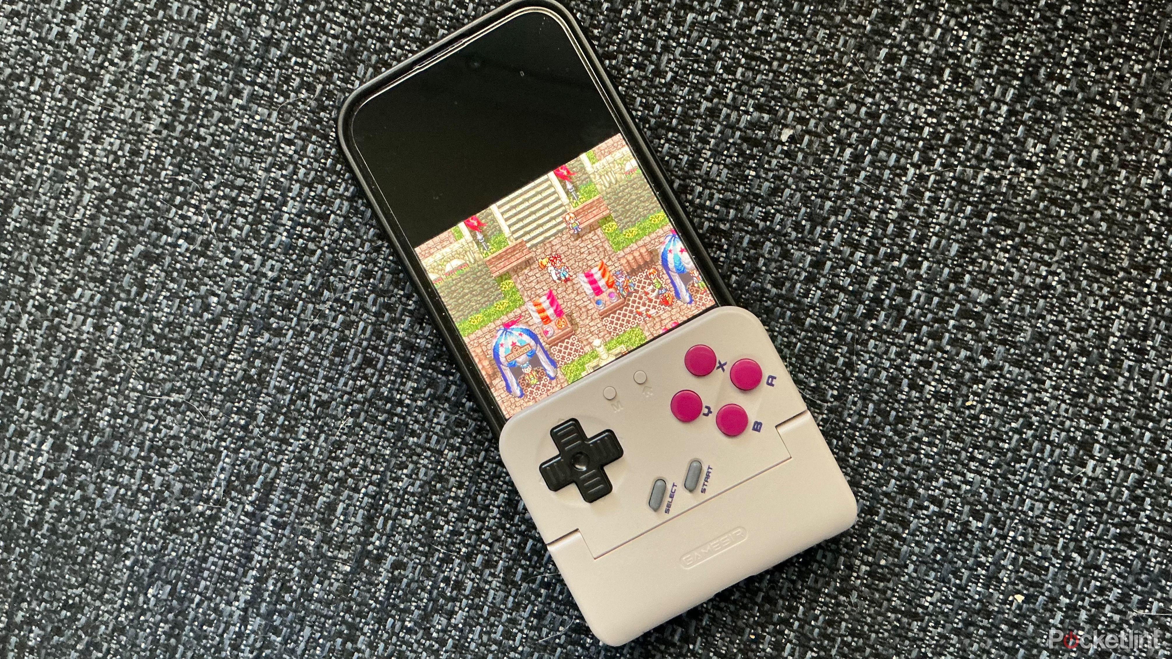 This Game Boy-inspired controller took my iPhone back to 1993