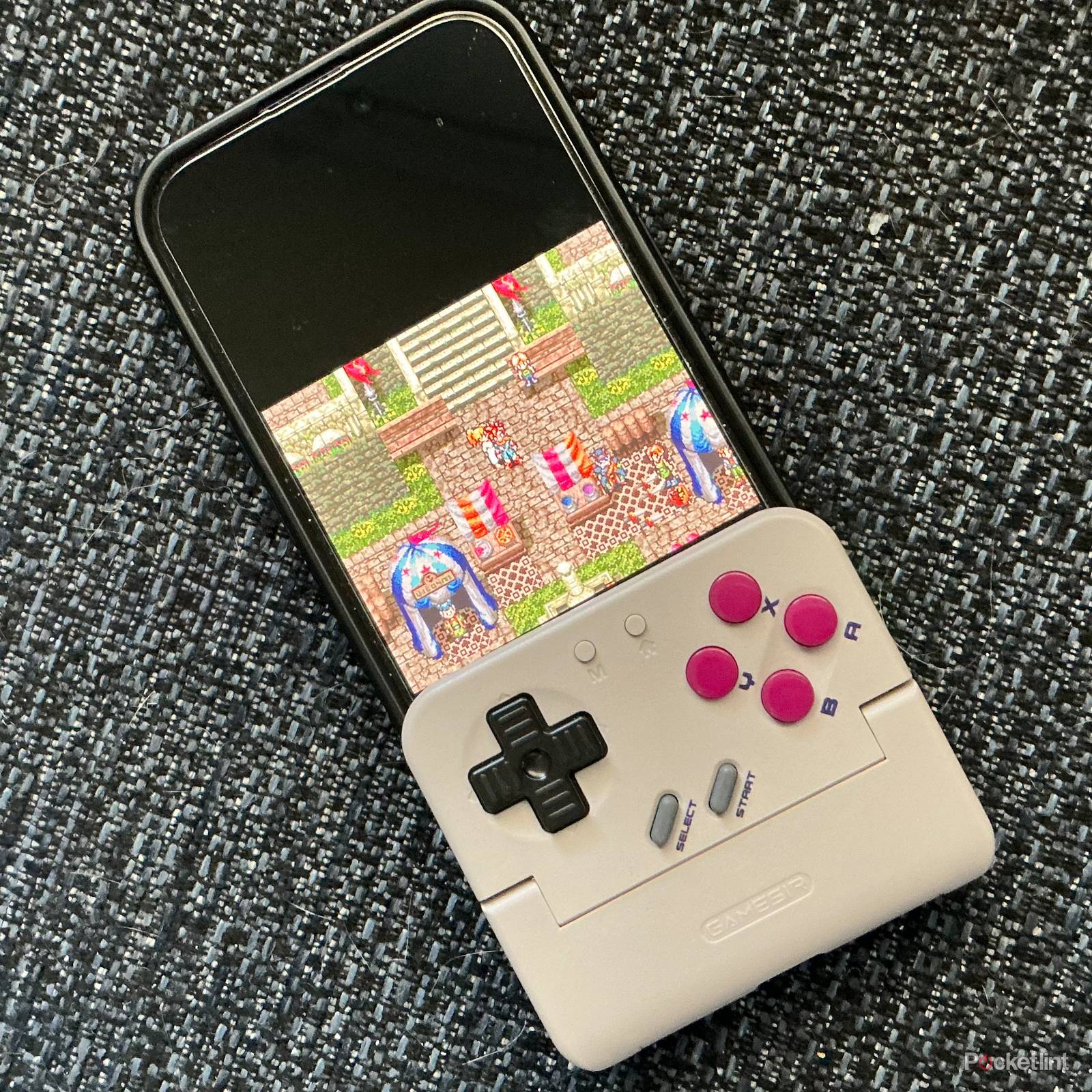 This Game Boy-inspired controller took my iPhone back to 1993