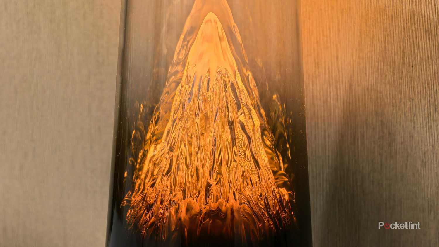 Inside lamp of the Huawei WiFi Mesh X3 Pro