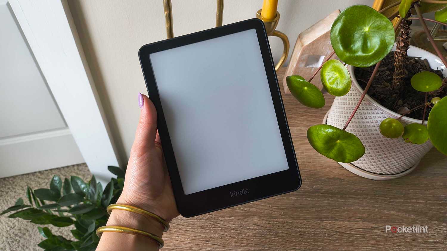 A blank screen on a Kindle Paperwhite. 