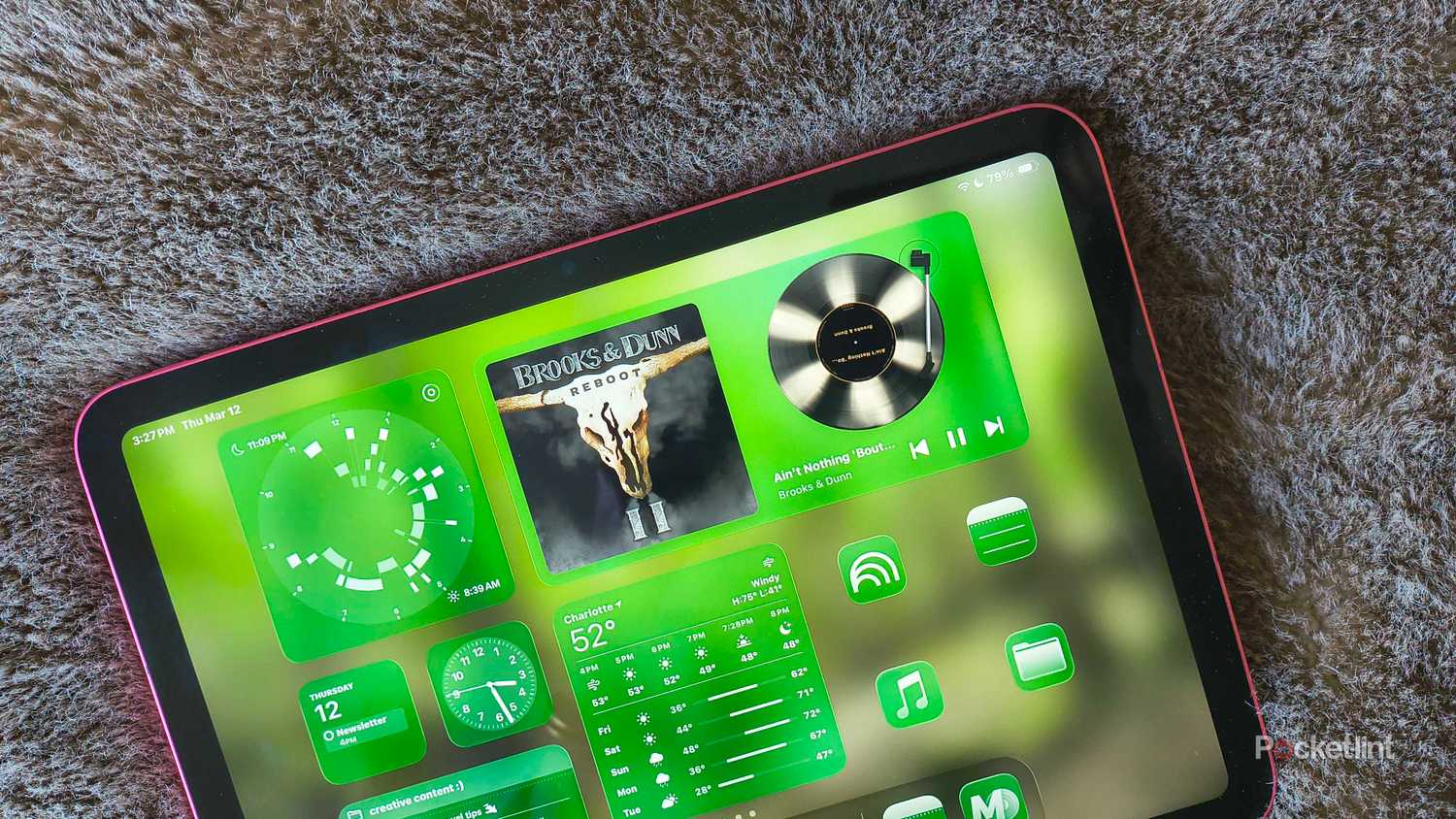 Brooks & Dunn on a digital turntable. 