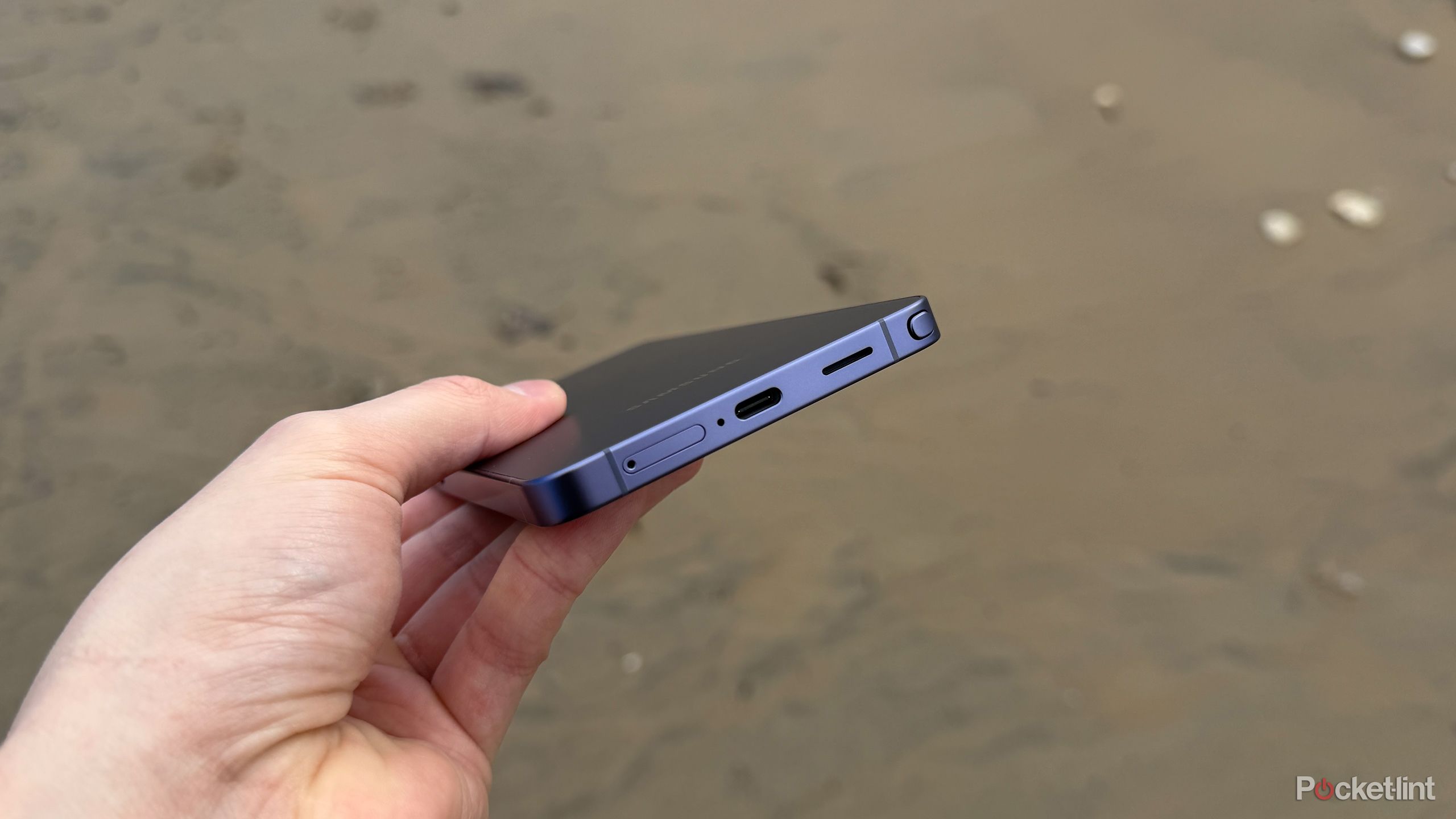 Galaxy S26 Ultra USB-C port.
