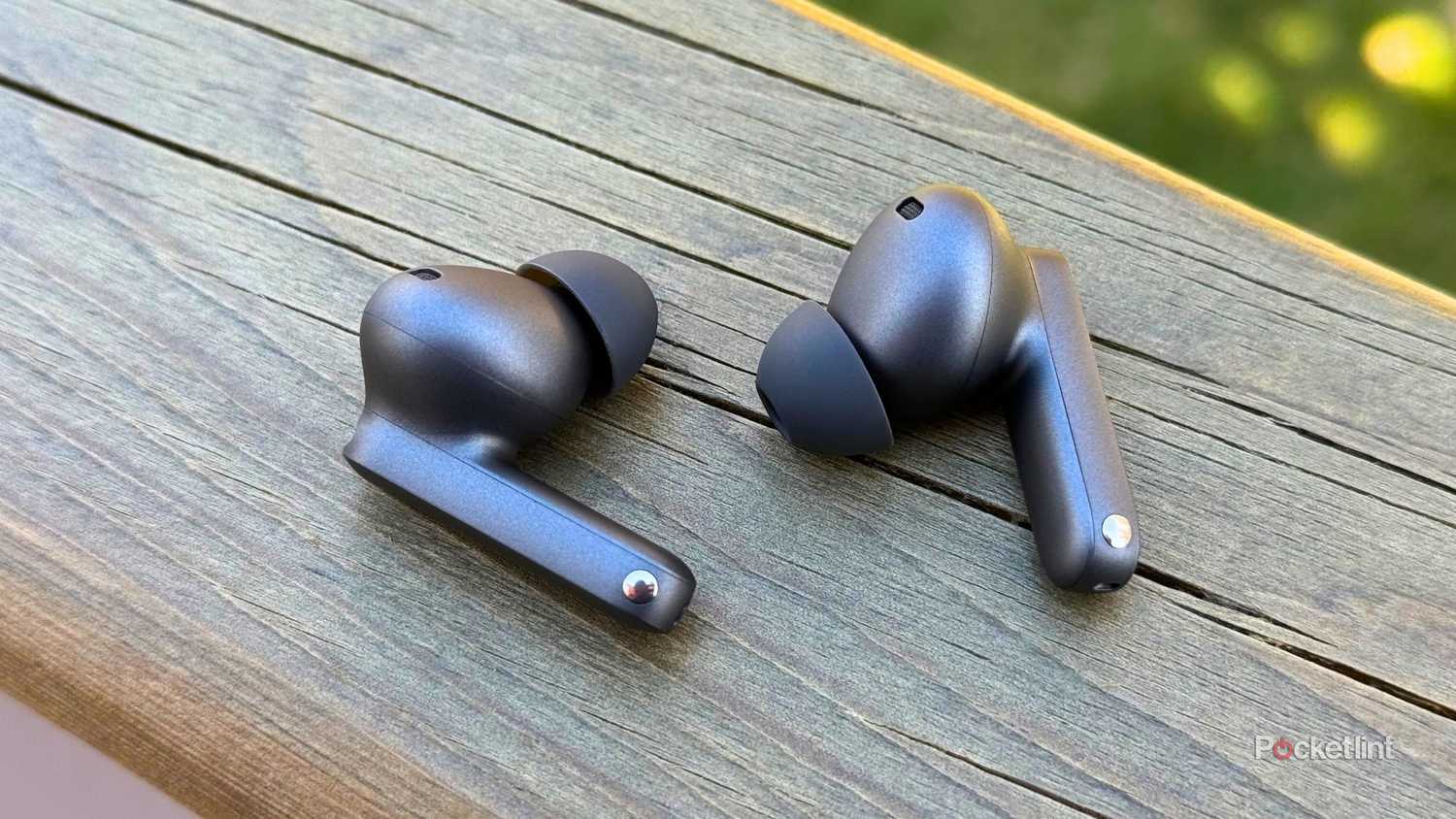 OnePlus Buds 4 beauty 2