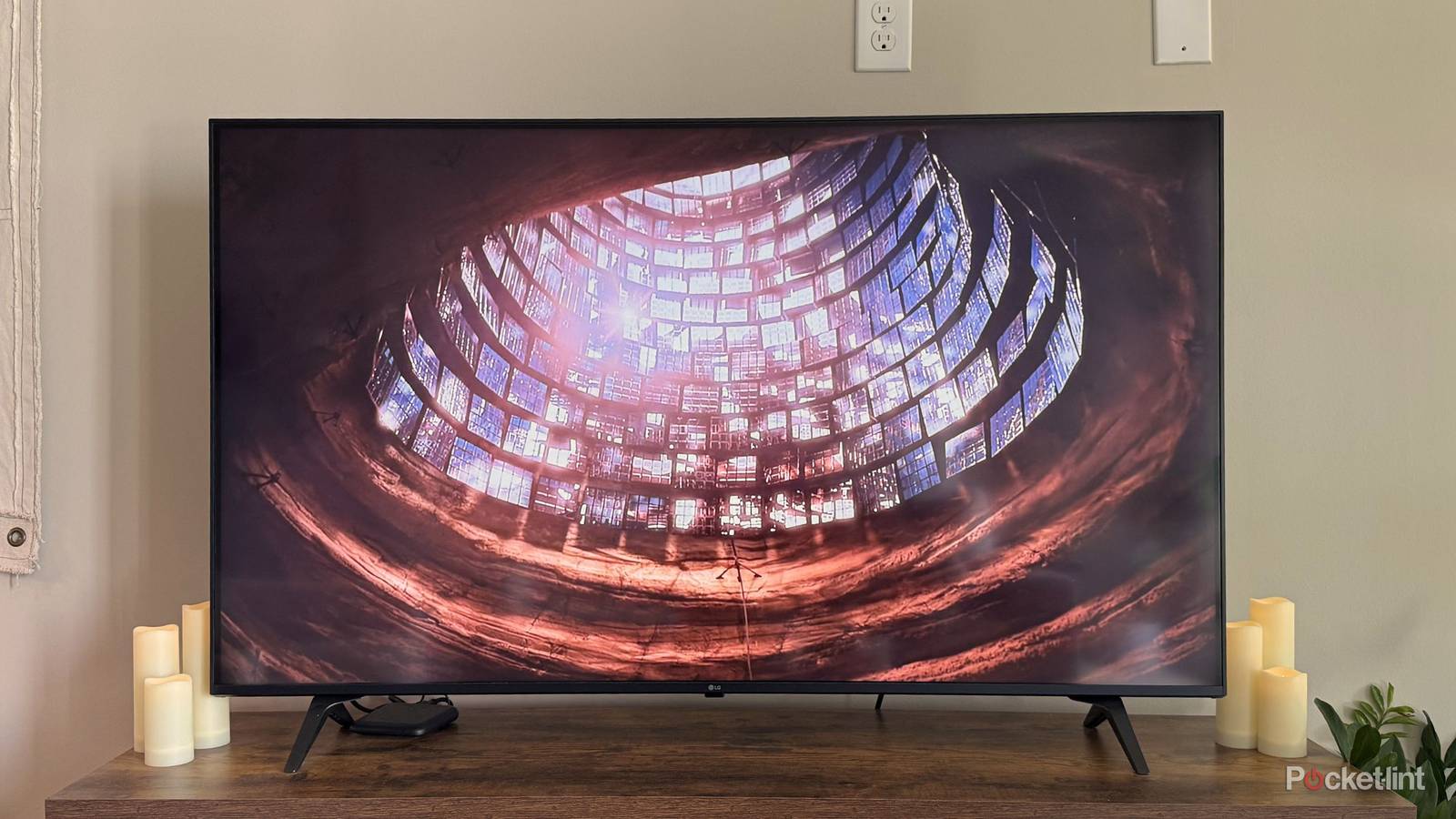 My favorite underrated sci-fi film is finally free to stream