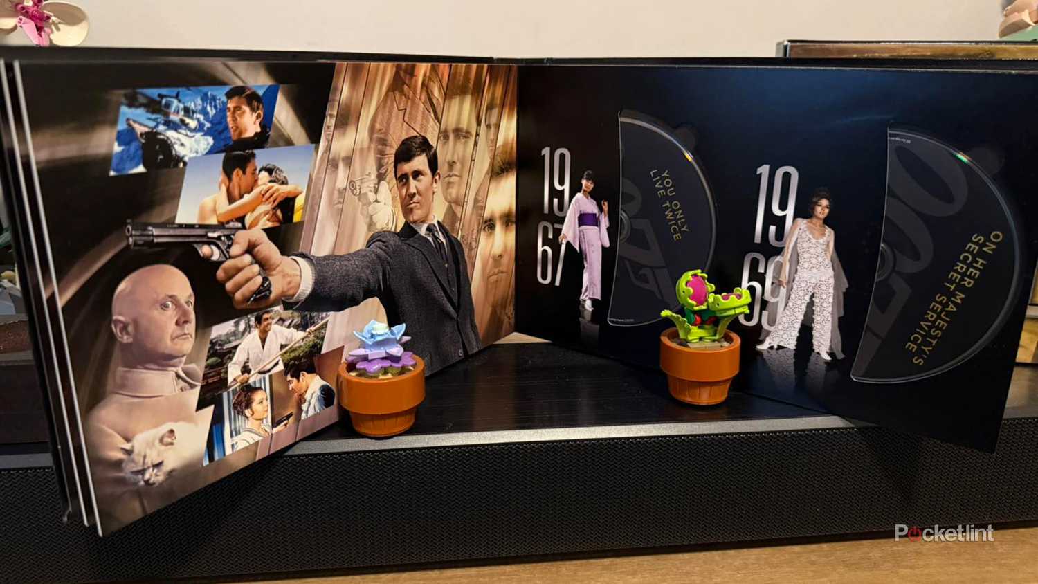 Blu-ray box set of James Bond showing discs.