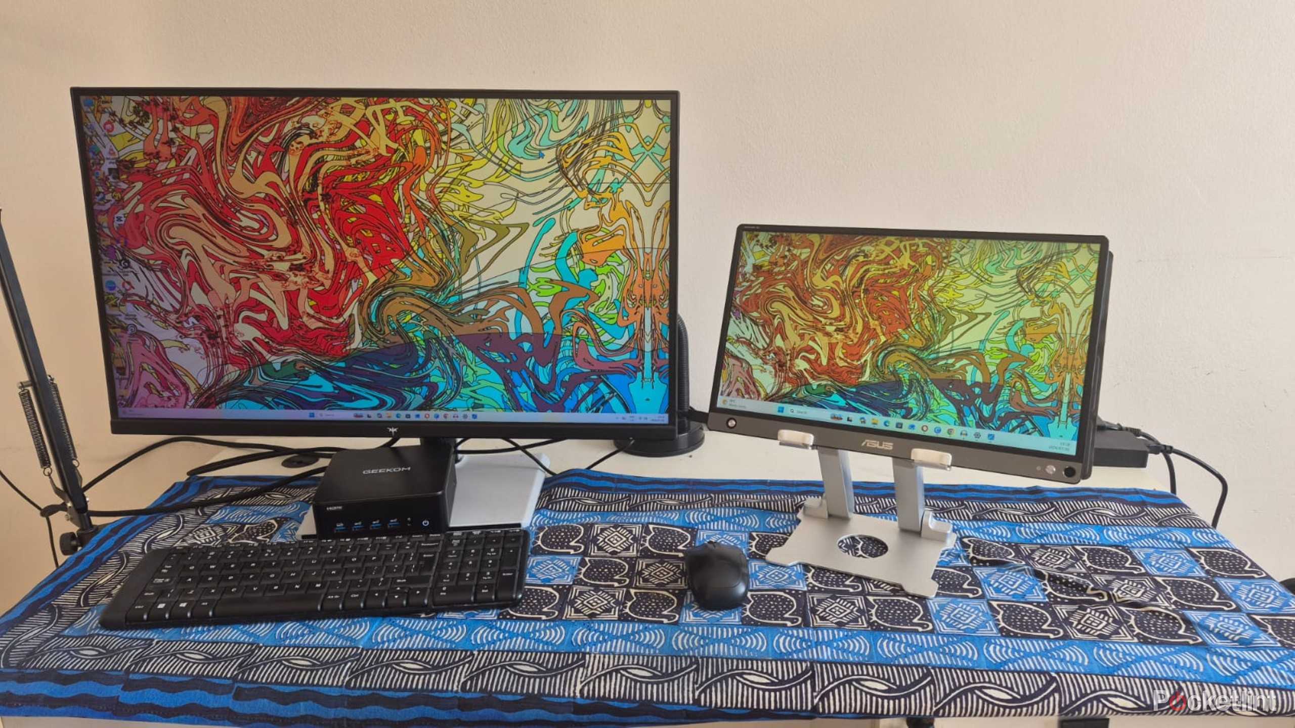 Geekom IT13 Max dual monitors 5