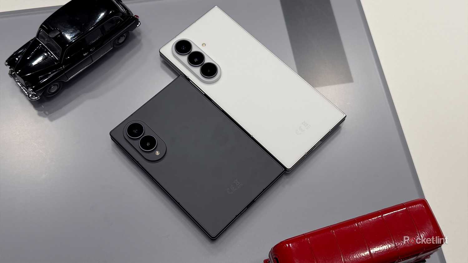 Galaxy Z Fold 8 and Fold 8 Ultra design.