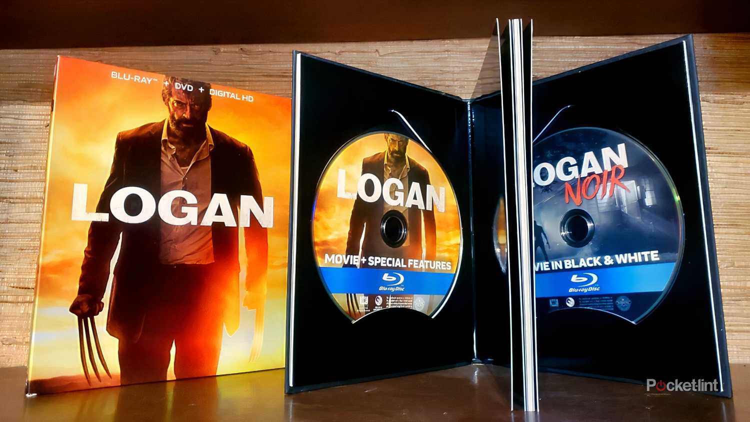 Logan book Blu-ray