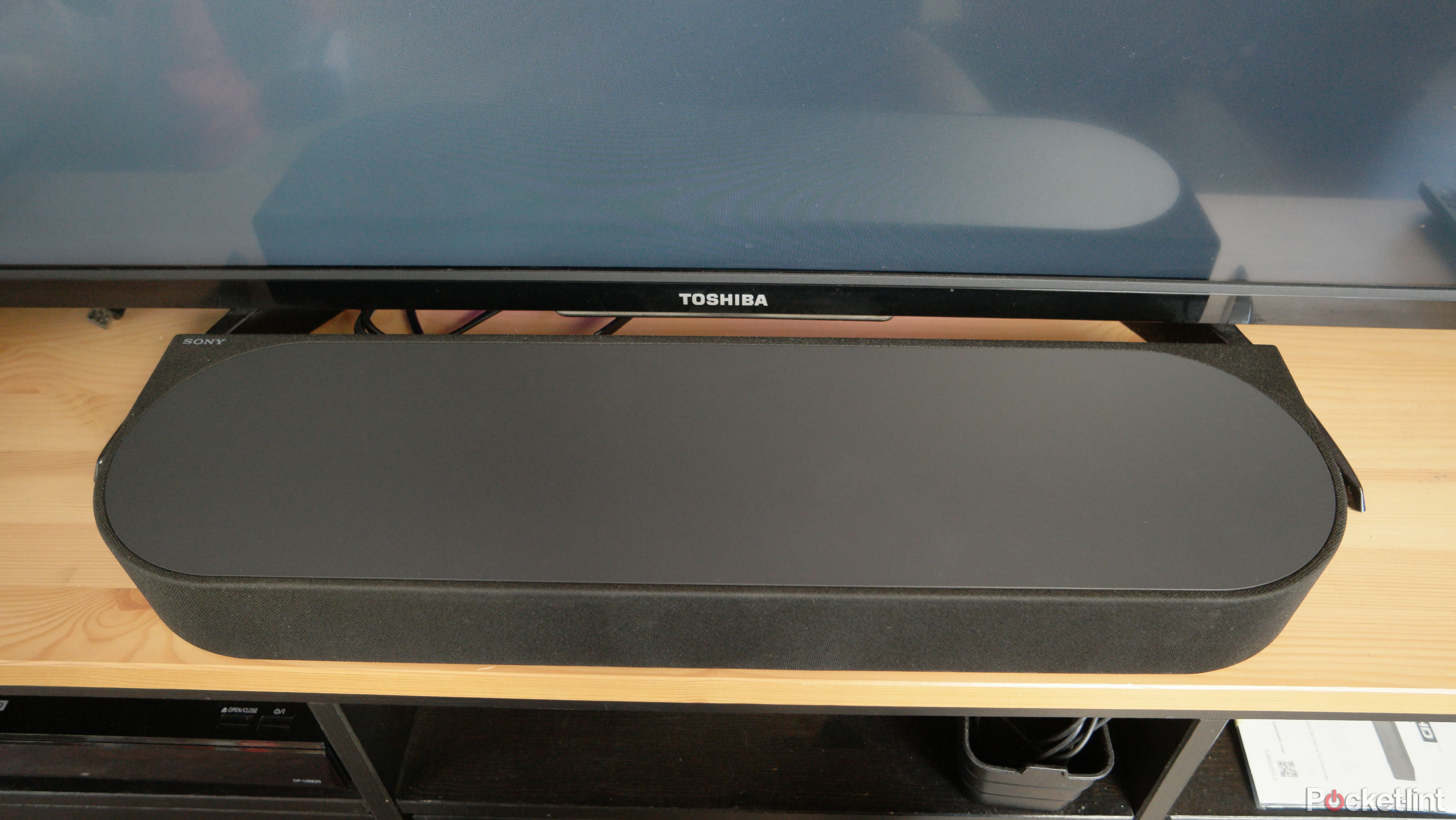 sony-bravia-theater-trio-soundbar-top