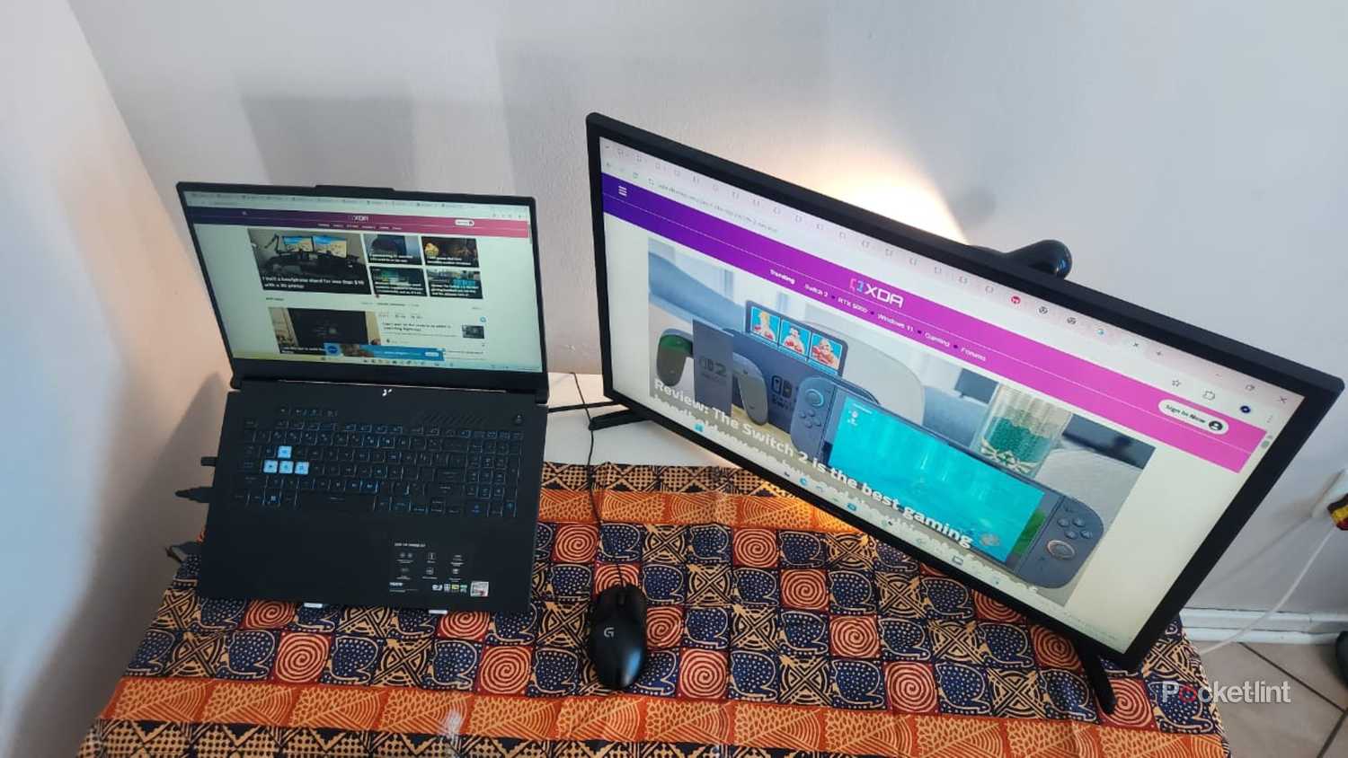 TV and laptop 17