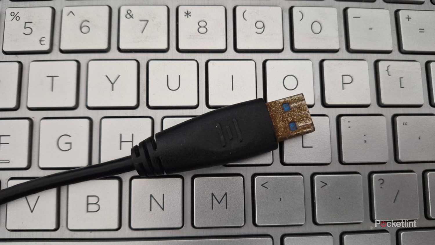 Dirty USB cable