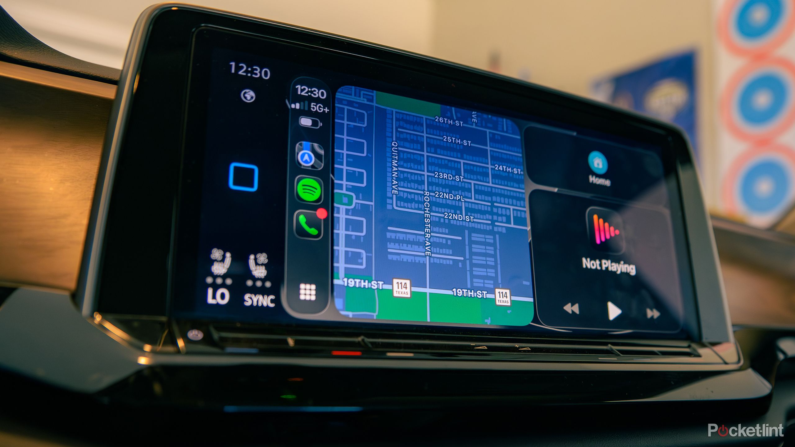 4 crucial CarPlay workarounds for when your phone signal cuts out