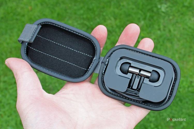 Creative Aurvana In-Ear 2 headphones
